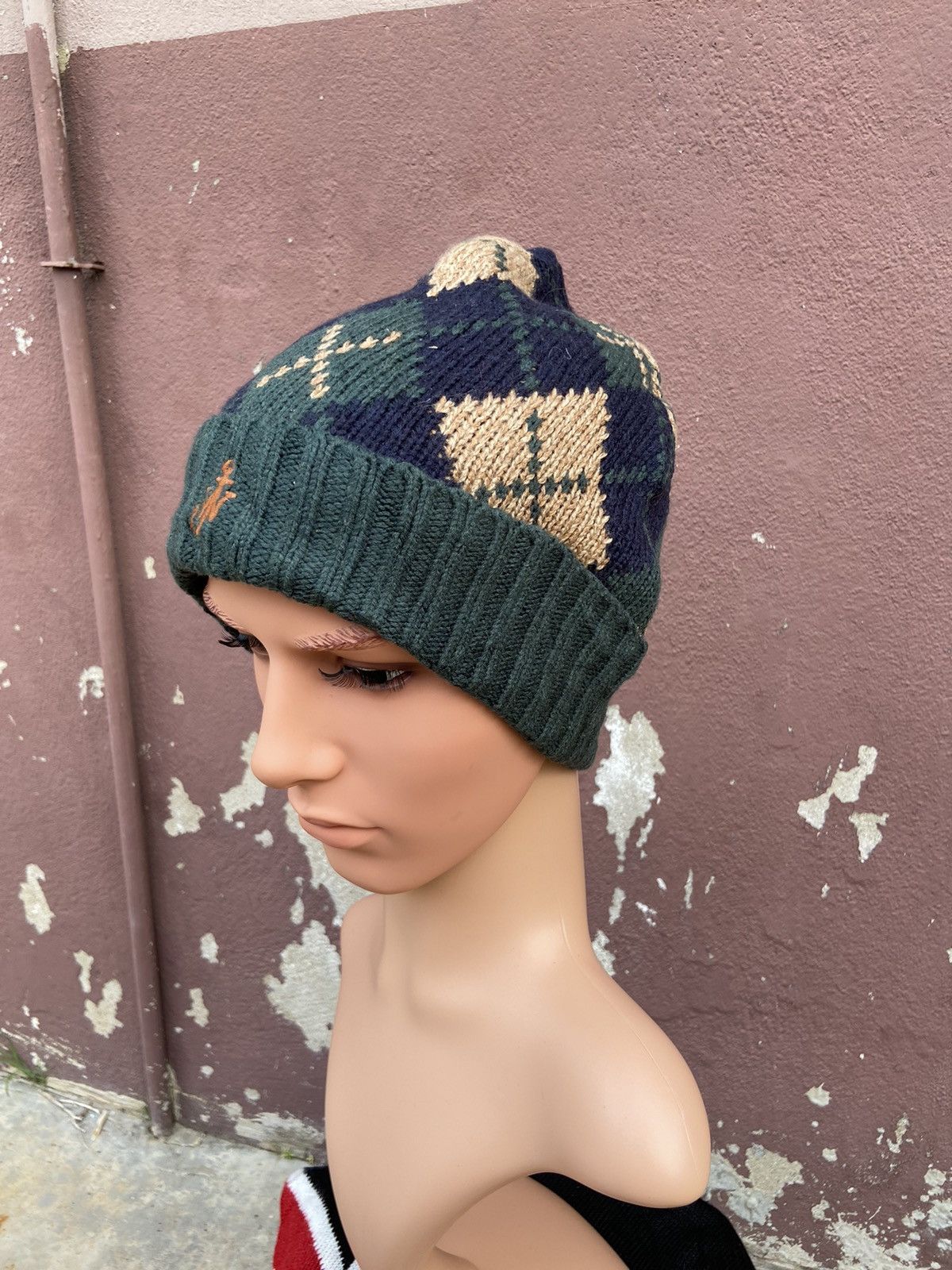 JW Anderson × Uniqlo J.W. Anderson Beanie Hat Size ONE SIZE - 3 Thumbnail