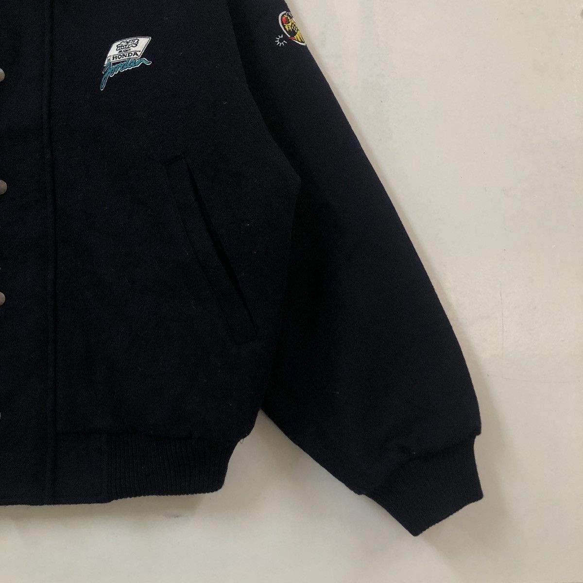 Japanese Brand VINTAGE WOOL VARSITY JACKET HONDA COLLECTION BIG LOGO RACING Size US M / EU 48-50 / 2 - 3 Thumbnail