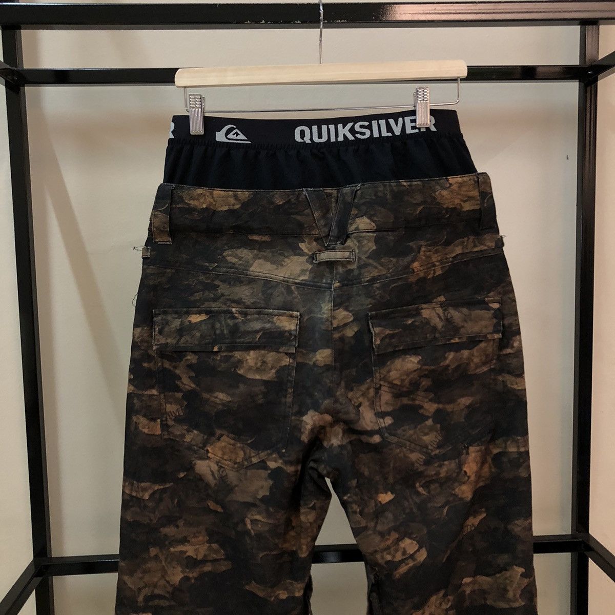 Japanese Brand VINTAGE QUICKSILVER SKI PANTS CAMO OVERPRINT Size US 30 / EU 46 - 8 Thumbnail