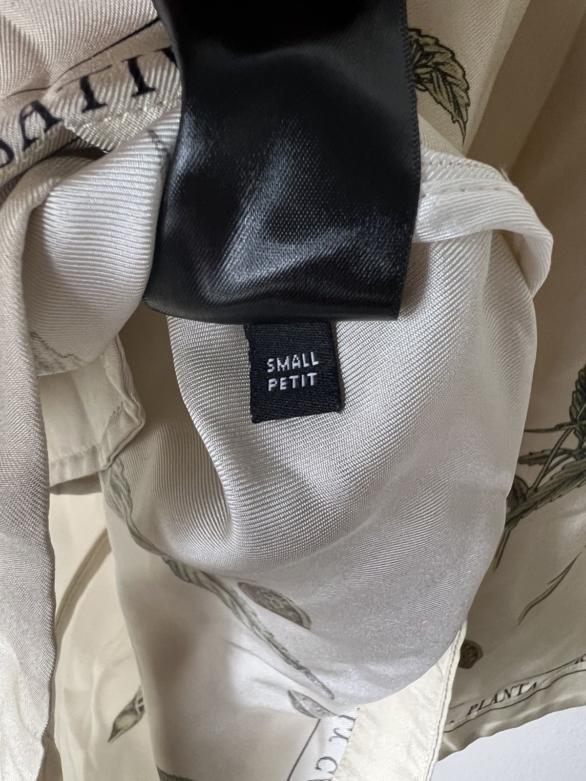 Amiri Amiri Silk Botanical Shorts Size US 30 / EU 46 - 7 Thumbnail