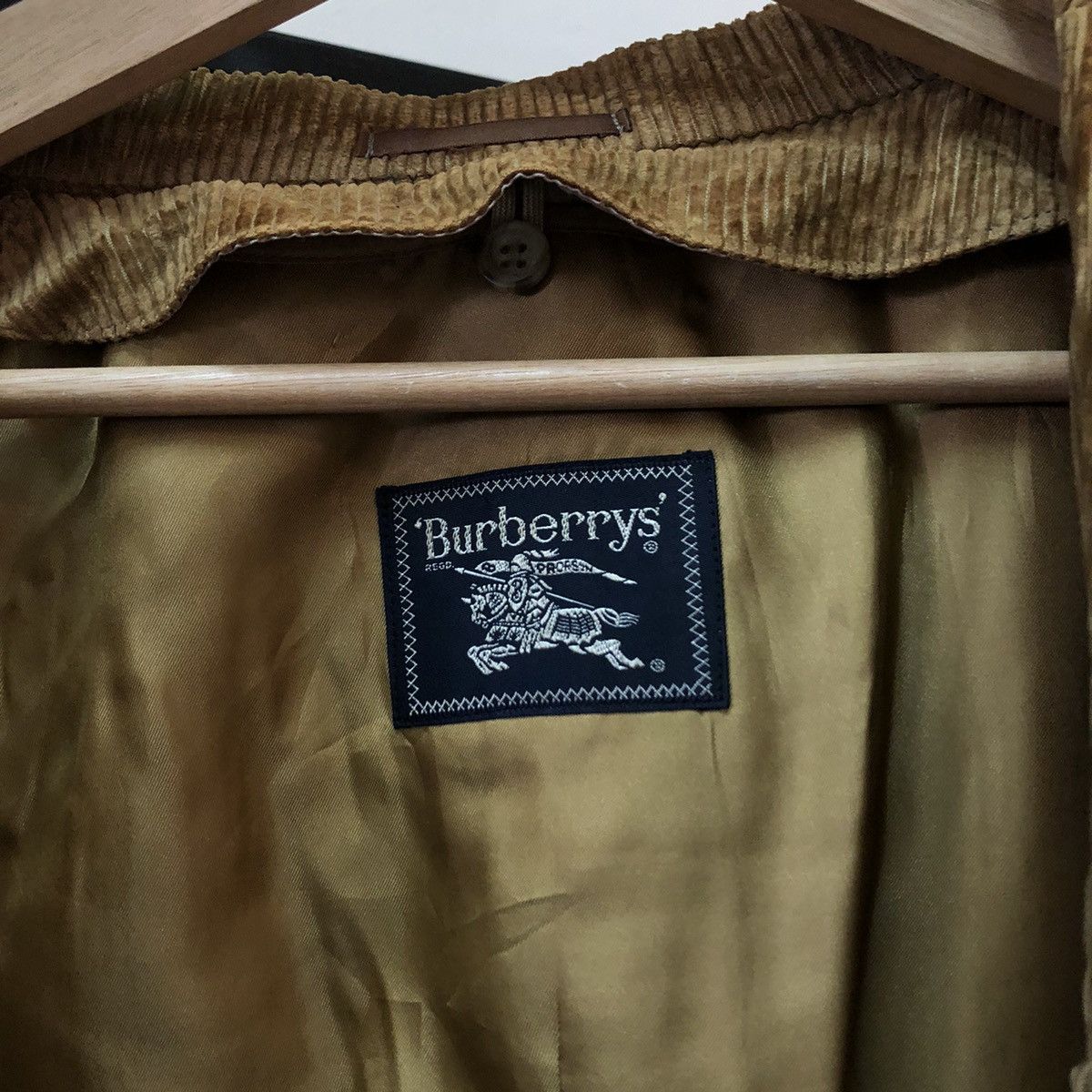 Burberry VINTAGE CORDUROY JACKET BURBERRYS JAPAN MADE Size US M / EU 48-50 / 2 - 10 Thumbnail