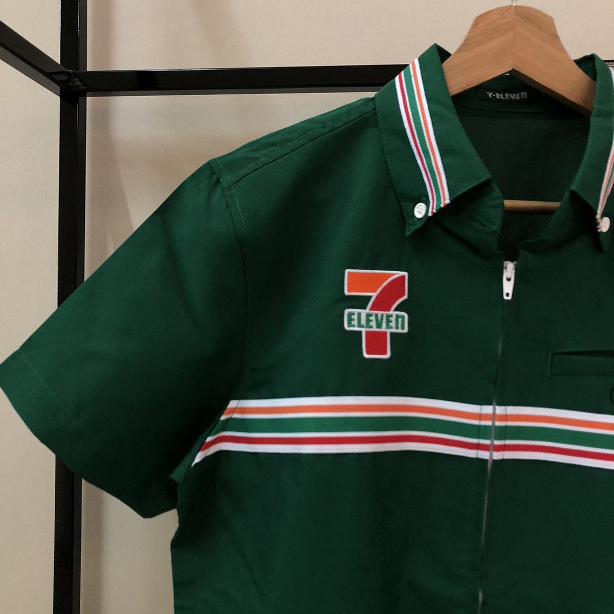 Japanese Brand VINTAGE WORKER JACKET 7-ELEVEN JAPAN BIG LOGO Size US M / EU 48-50 / 2 - 5 Thumbnail