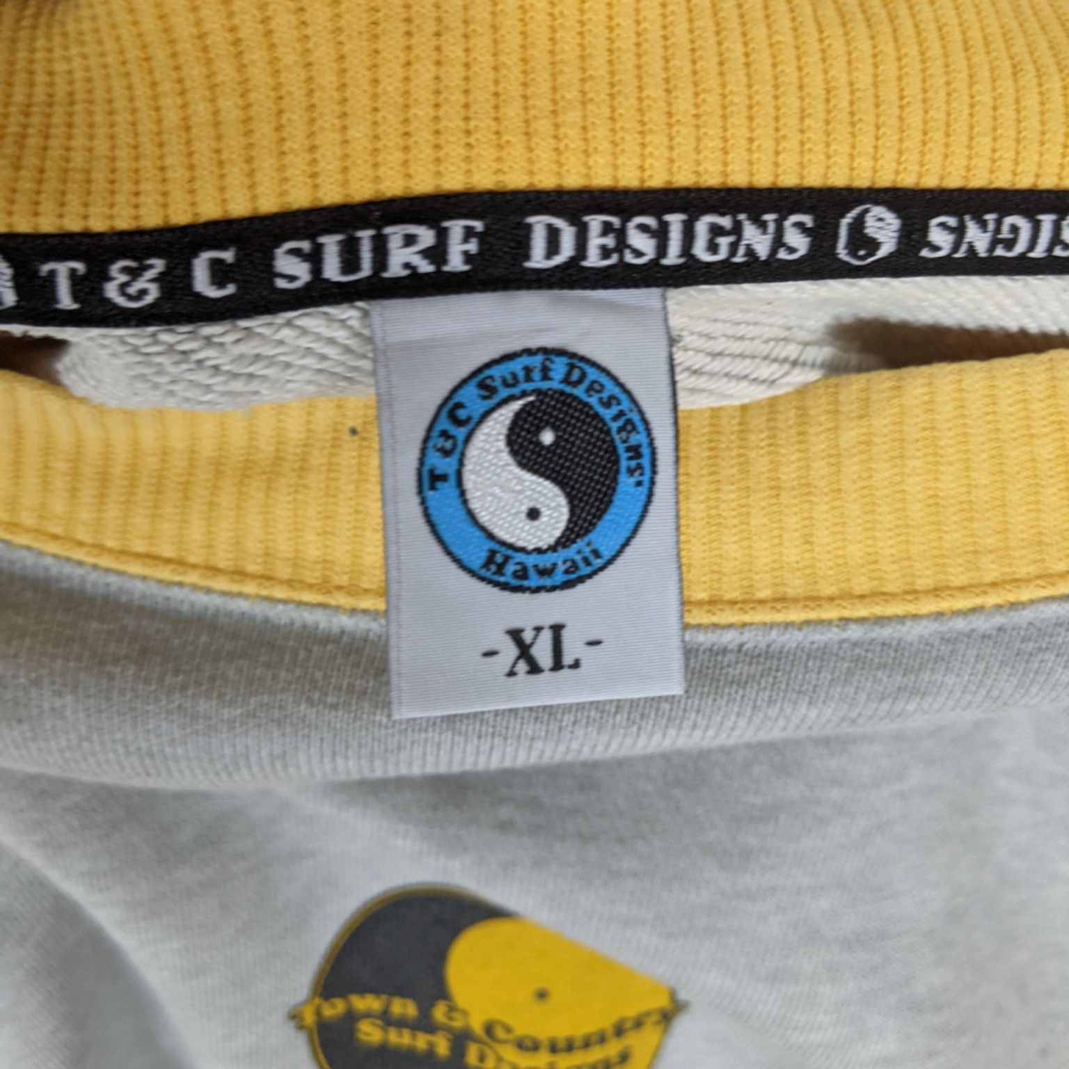 Japanese Brand TOWN & COUNTRY T&C Surf Designs Big Logo Jumper Sweatshirt Size US XL / EU 56 / 4 - 12 Thumbnail