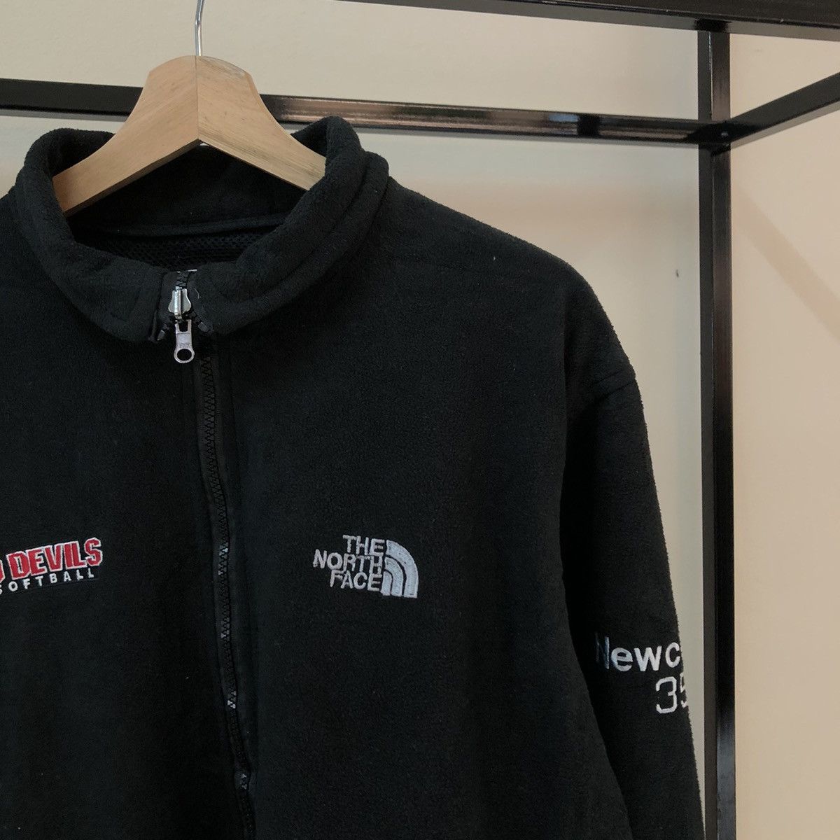 Japanese Brand VINTAGE THE NORTH FACE ZIPPER JACKET SUMMIT SERIES Size US L / EU 52-54 / 3 - 3 Thumbnail