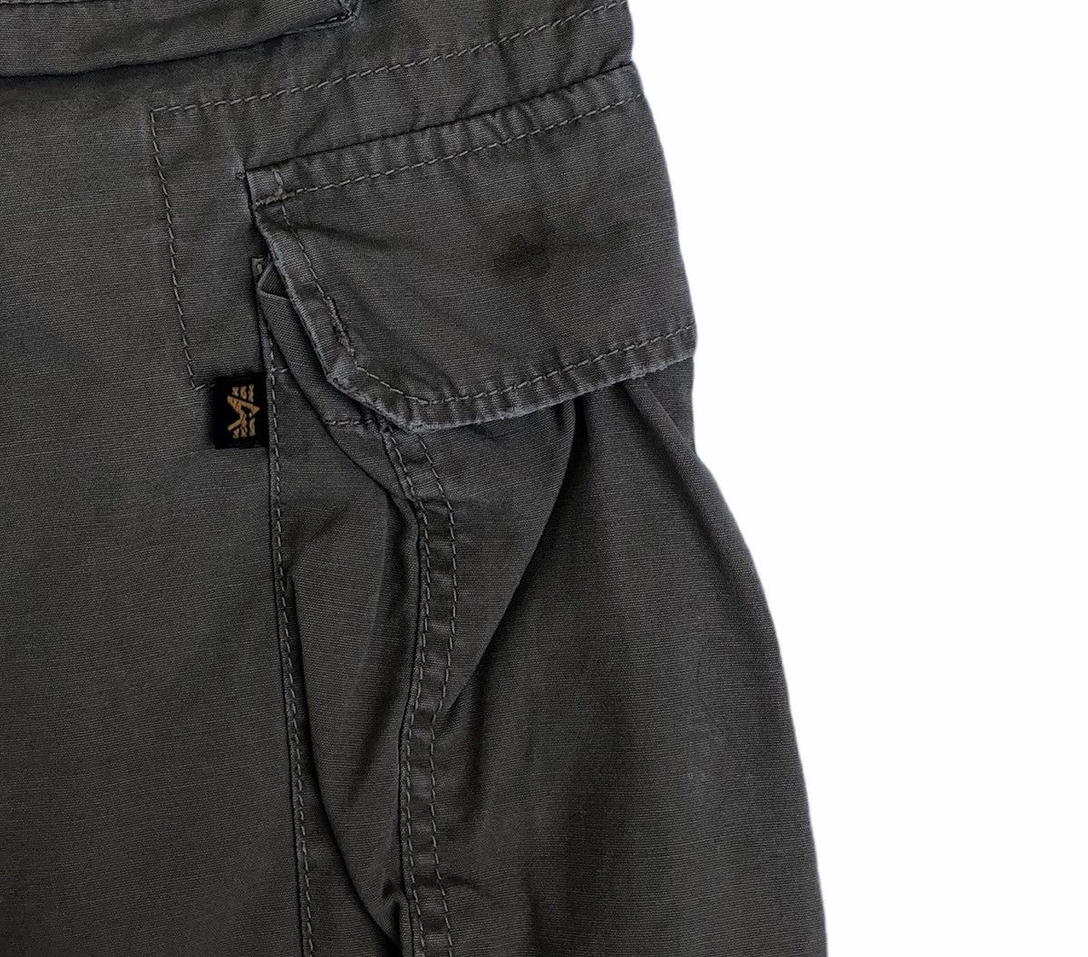 Alpha Industries Alpha Industries Cargo Short Pants Size US 32 / EU 48 - 4 Thumbnail