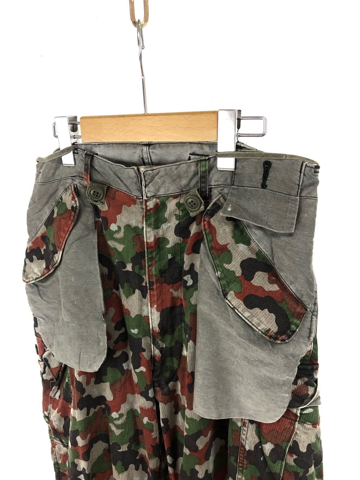 Maison MIHARA YASUHIRO Miharayasuhiro Deconstructed Cargo Camouflaged Drawstring Size US 32 / EU 48 - 6 Thumbnail