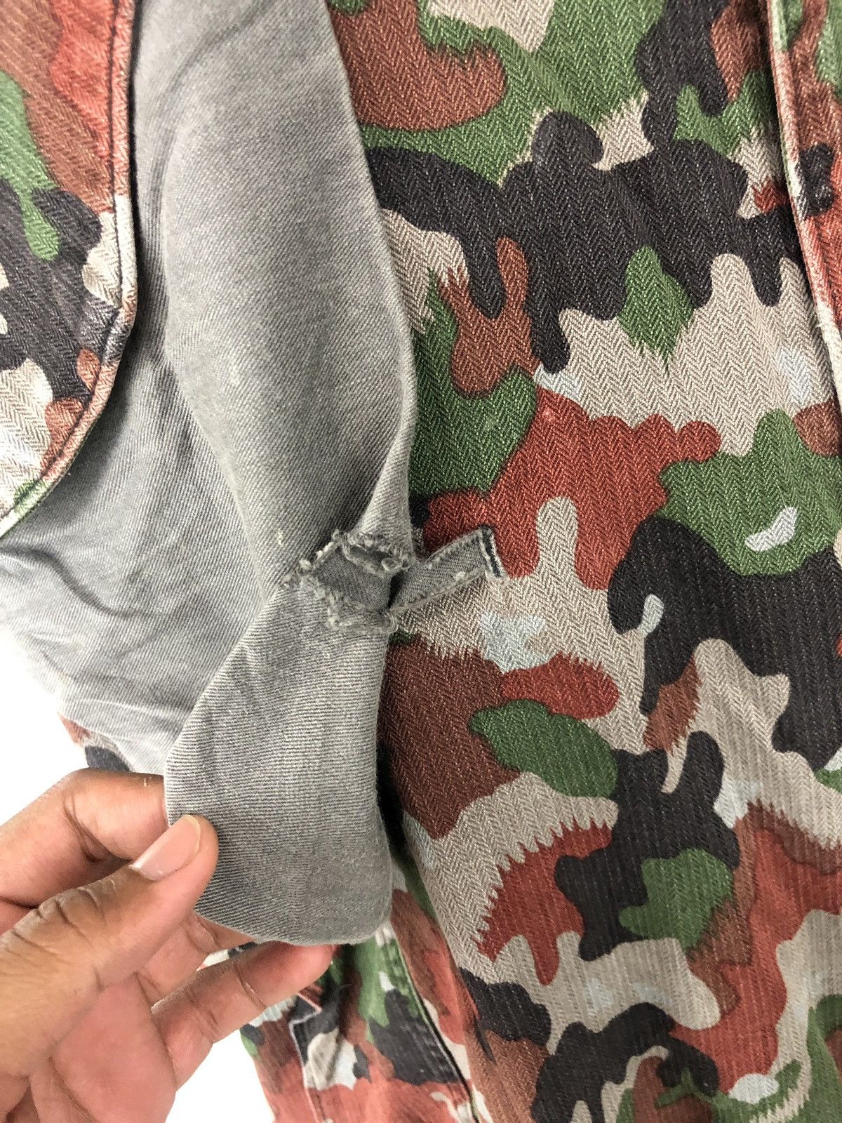 Maison MIHARA YASUHIRO Miharayasuhiro Deconstructed Cargo Camouflaged Drawstring Size US 32 / EU 48 - 13 Thumbnail