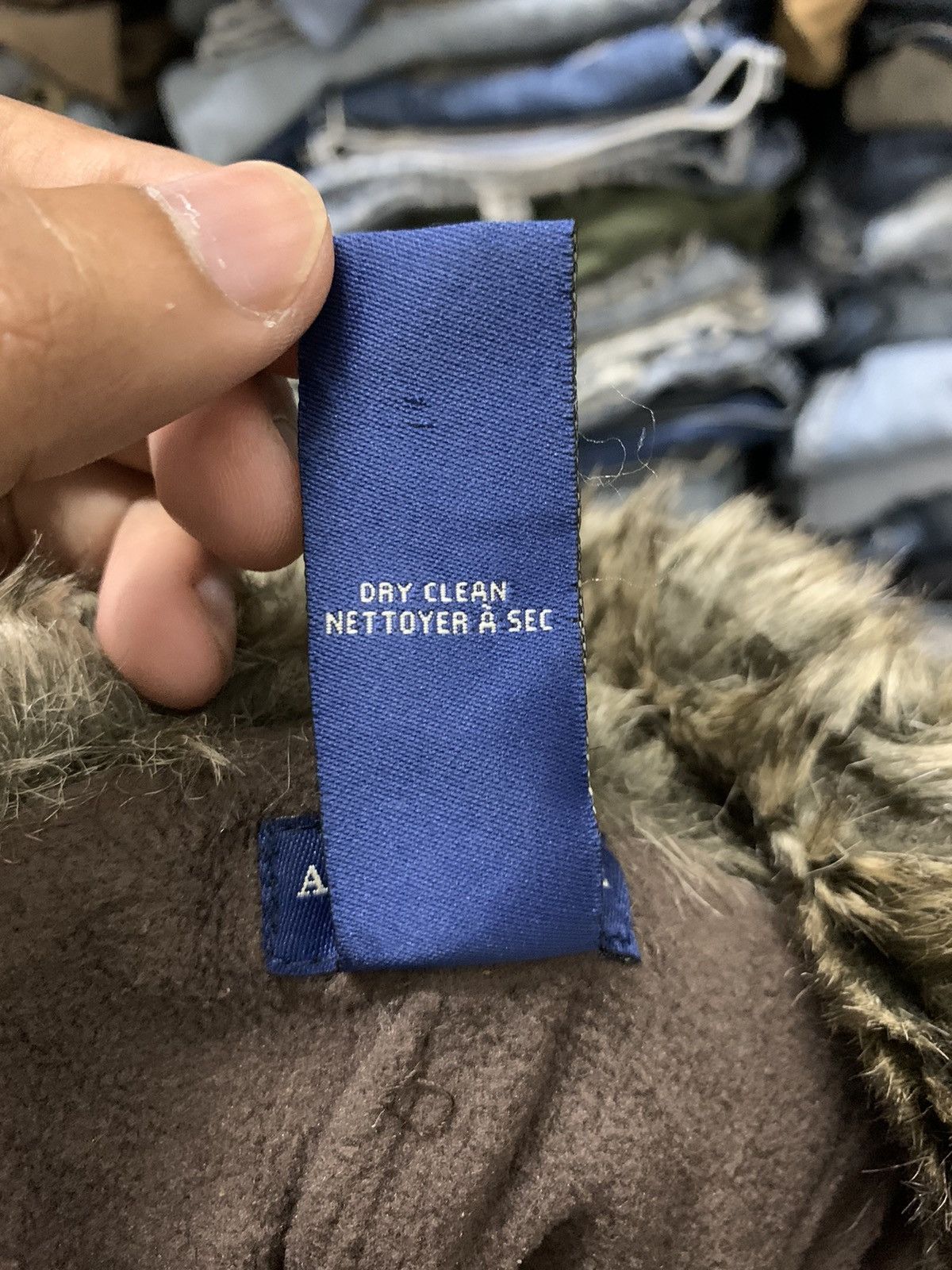 If Six Was Nine American Eagle Outfitters Mohair Faux Fur Trapper Hat Size ONE SIZE - 9 Thumbnail