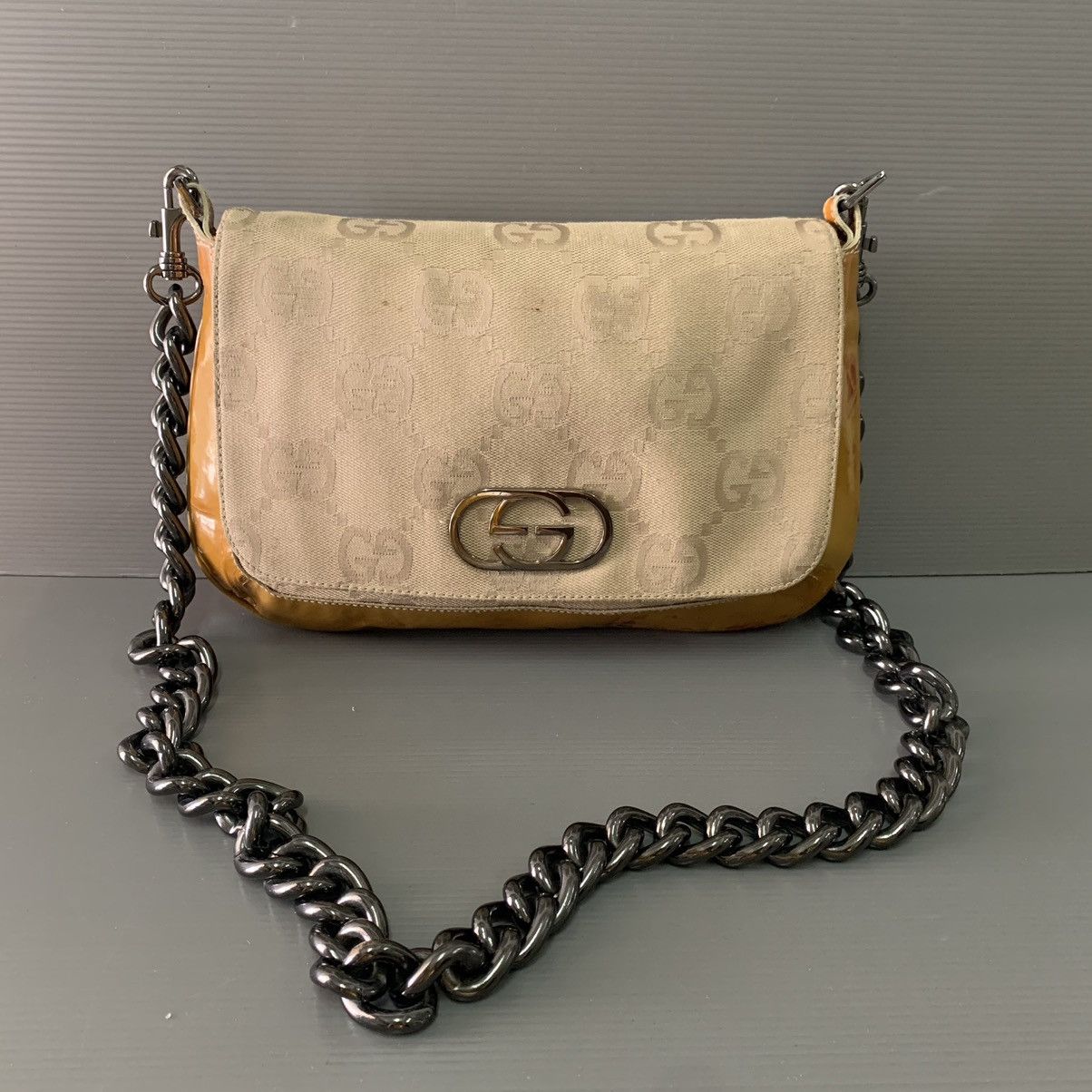 Gucci Gucci Vernis Chain Slingbag Size ONE SIZE - 3 Thumbnail