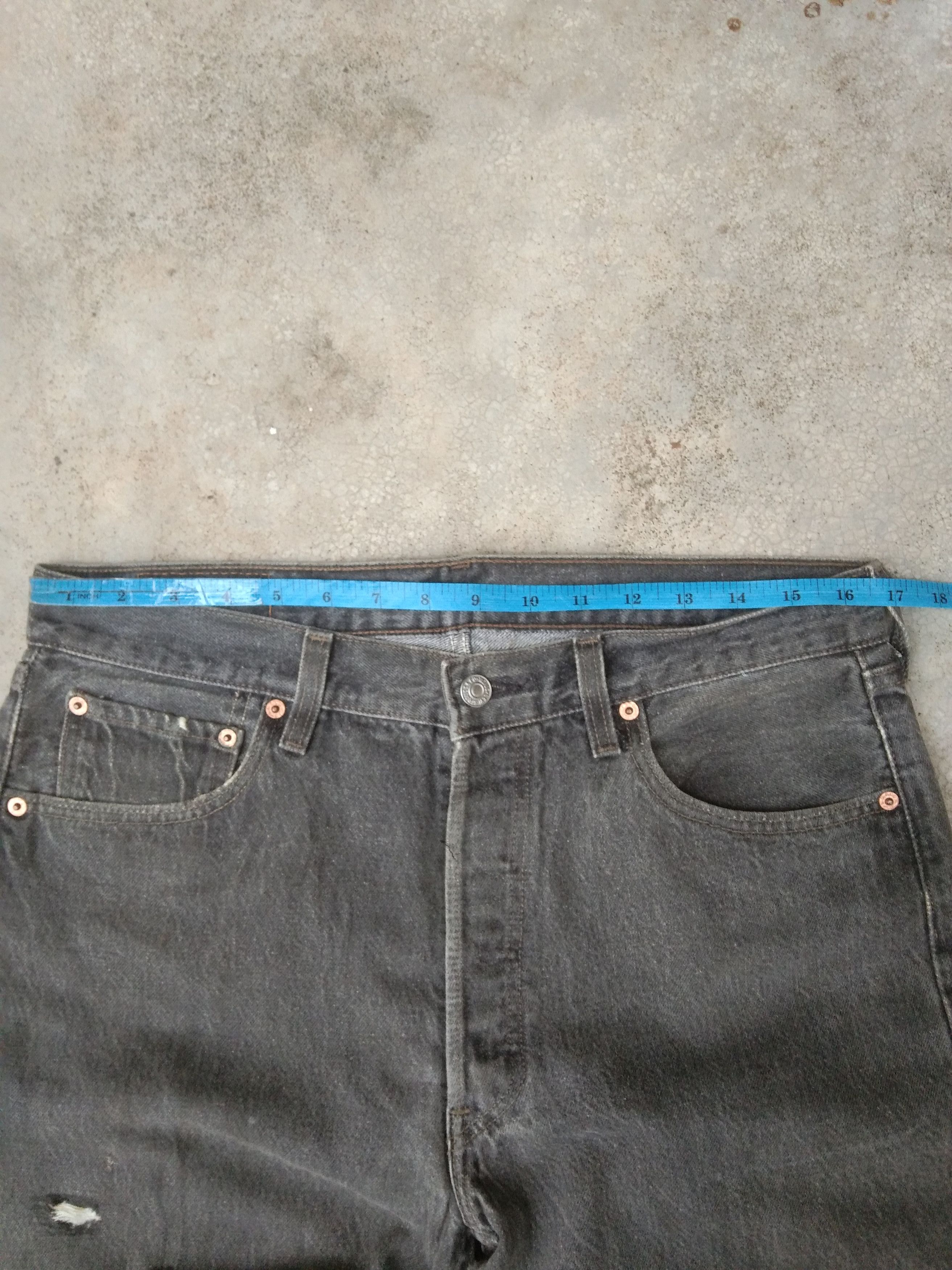 Levi's × Vintage 90s Vintage Levis 501 Made In USA Distressed Jeans 33x30 Size US 33 - 9 Thumbnail