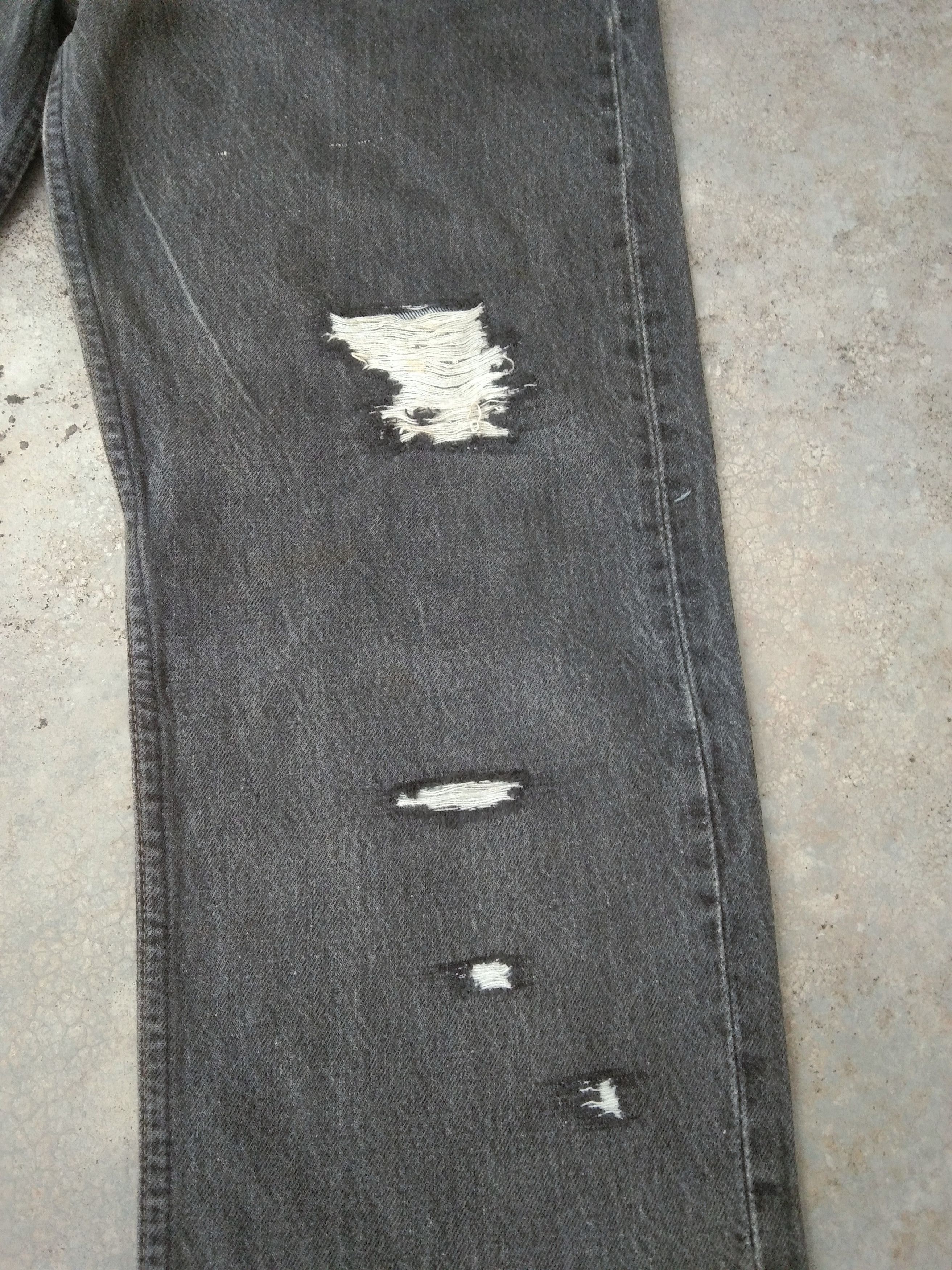 Levi's × Vintage 90s Vintage Levis 501 Made In USA Distressed Jeans 33x30 Size US 33 - 7 Thumbnail