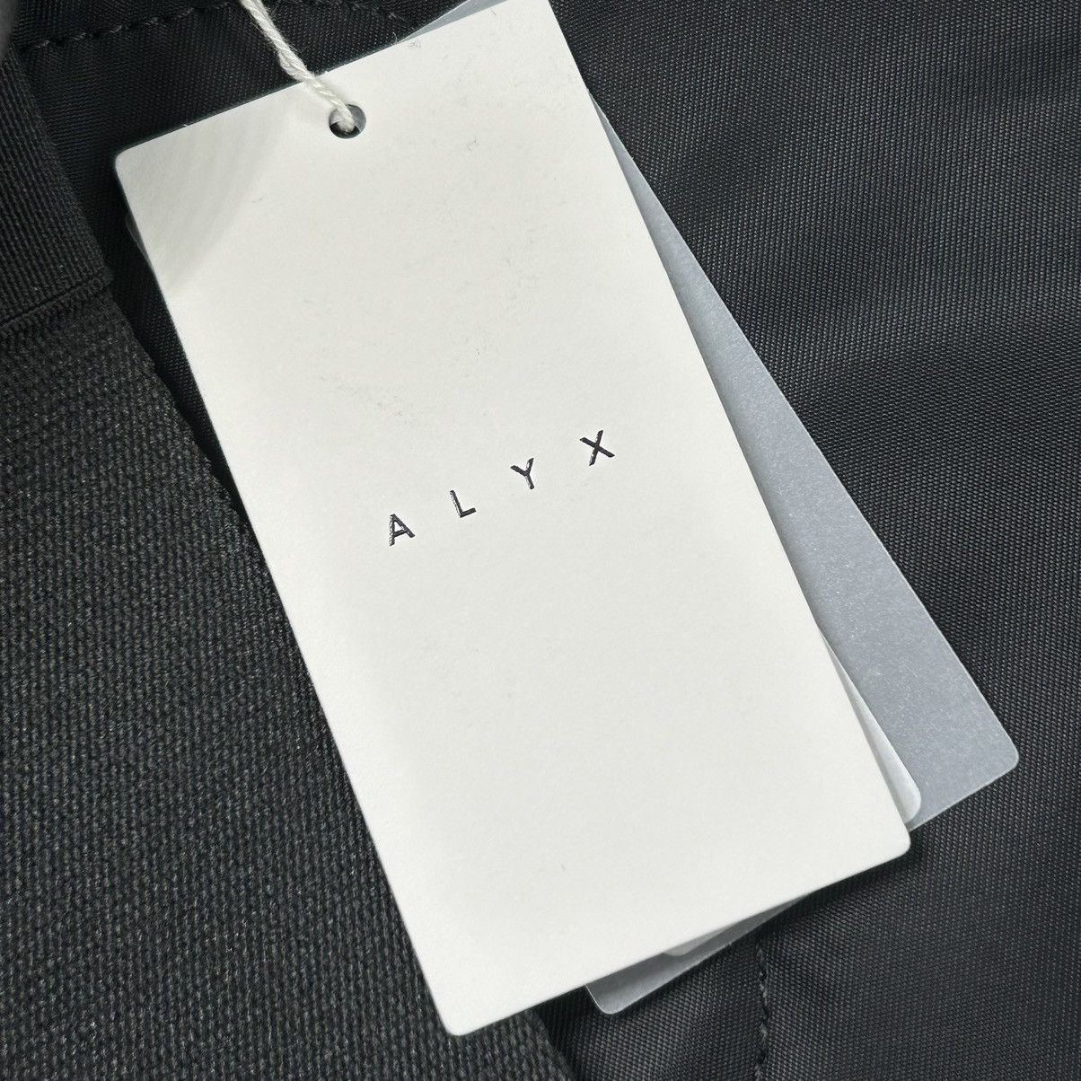 1017 ALYX 9SM × Alyx New Alyx Chest Rig Bag Black/White Size ONE SIZE - 6 Thumbnail