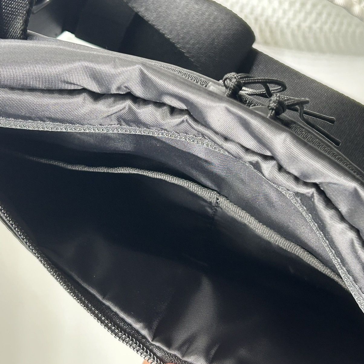 1017 ALYX 9SM × Alyx New Alyx Chest Rig Bag Black/White Size ONE SIZE - 4 Thumbnail