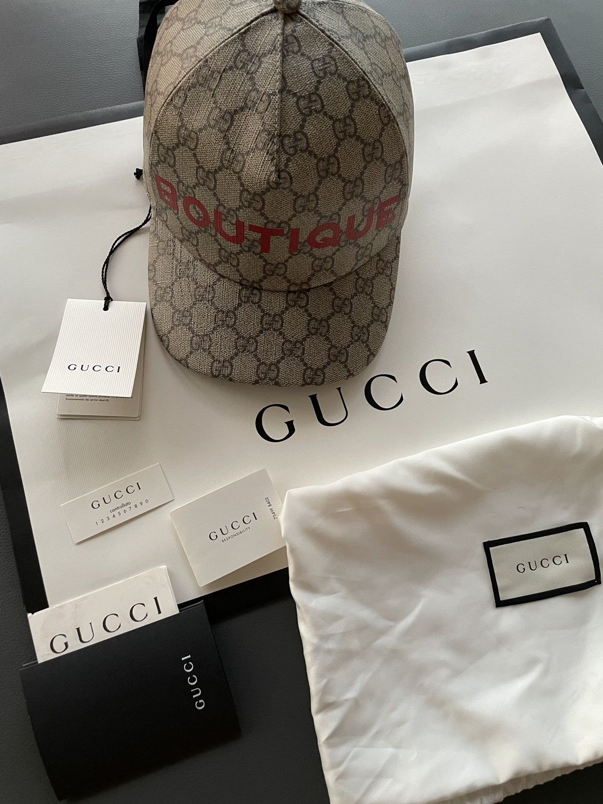 Gucci Rare Brand New Super Runway Limited Edition GG Logo Hat Size ONE SIZE - 16 Thumbnail