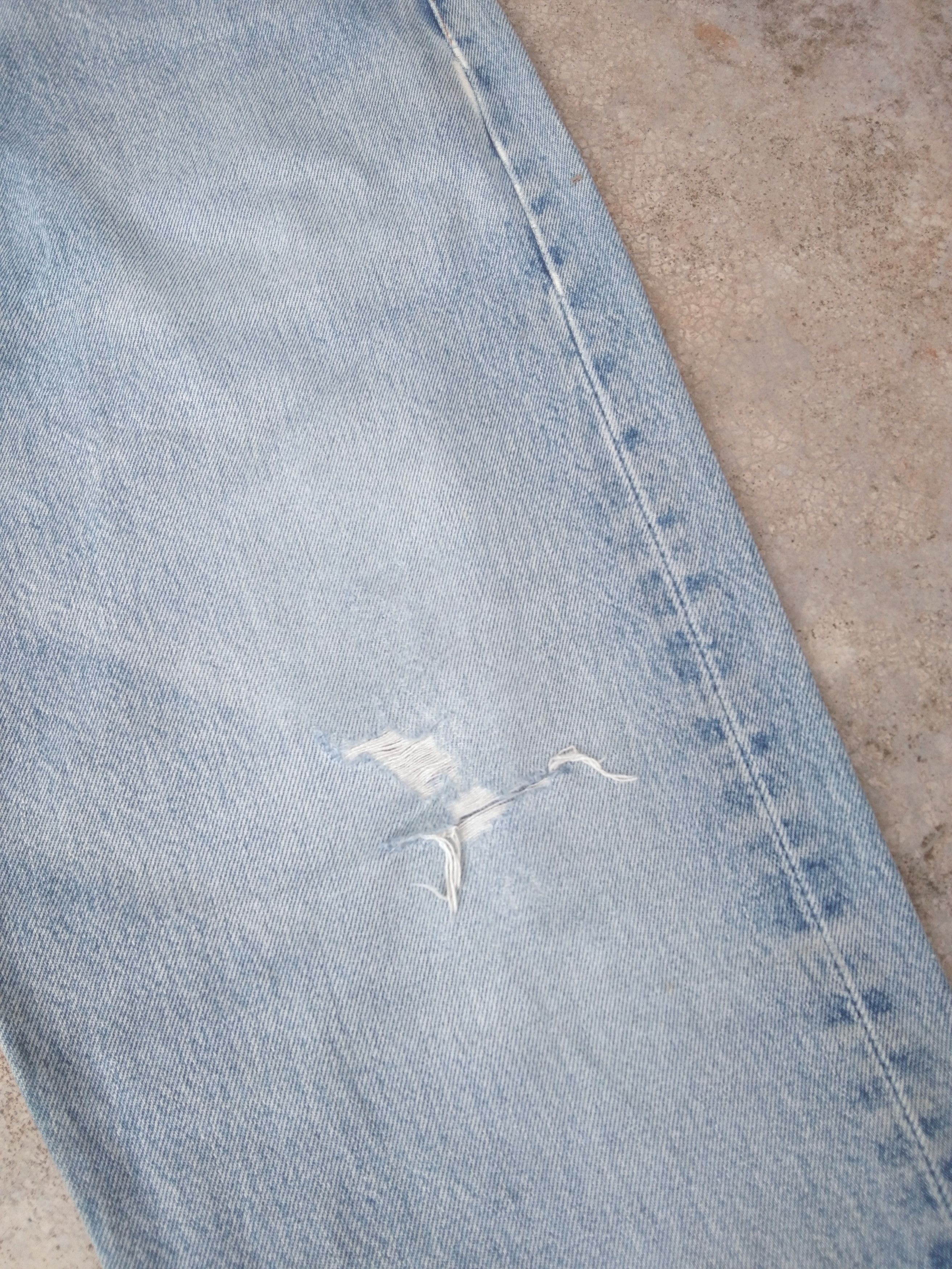 Levi's 90s Vintage Levi's 501 Made In USA Distressed Jeans 36x30 Size US 36 / EU 52 - 6 Thumbnail