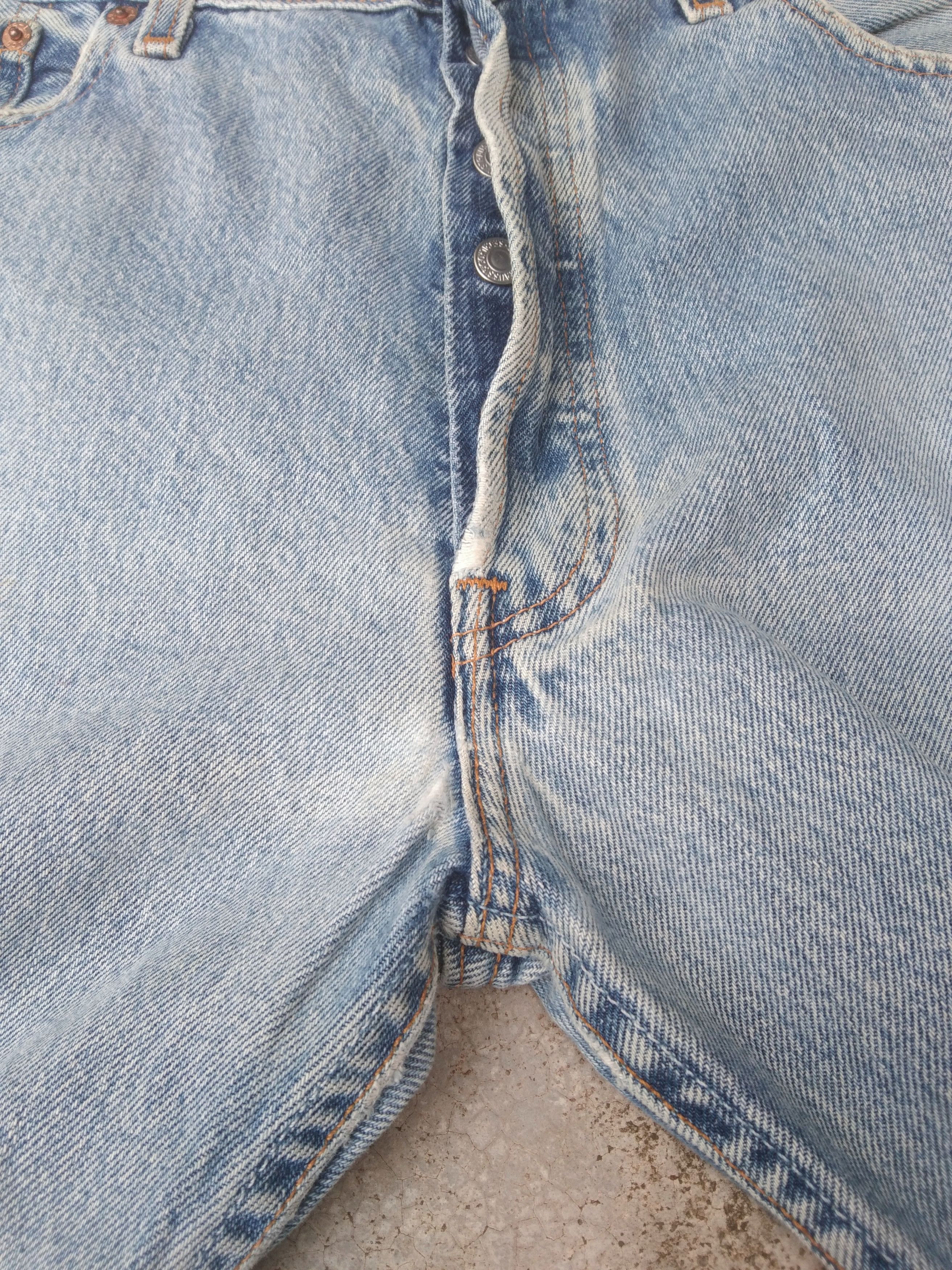 Levi's 90s Vintage Levi's 501 Made In USA Distressed Jeans 36x30 Size US 36 / EU 52 - 7 Thumbnail
