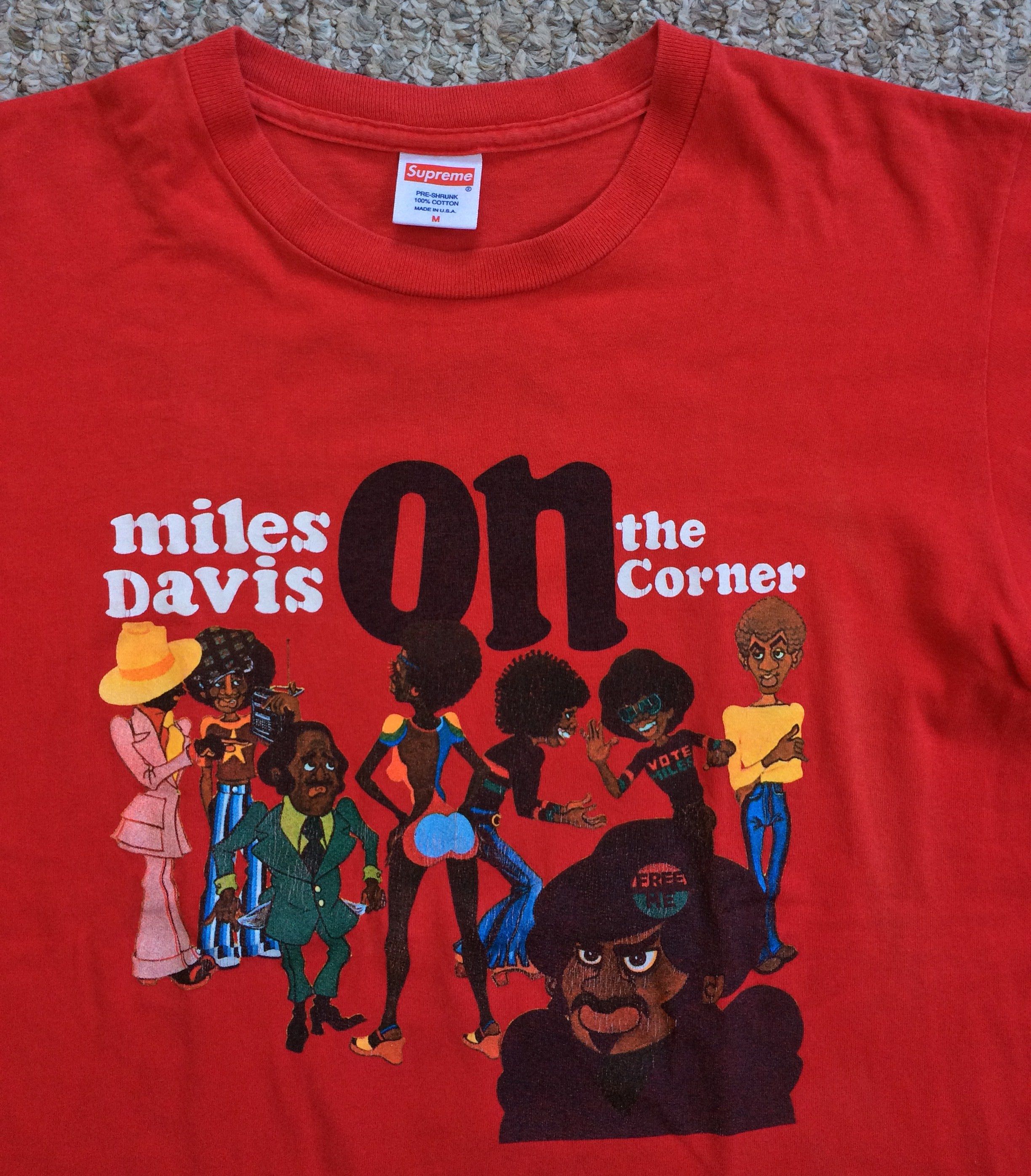 Supreme F/W 2008 Supreme x Miles Davis On The Corner Tee Size US M / EU 48-50 / 2 - 2 Thumbnail