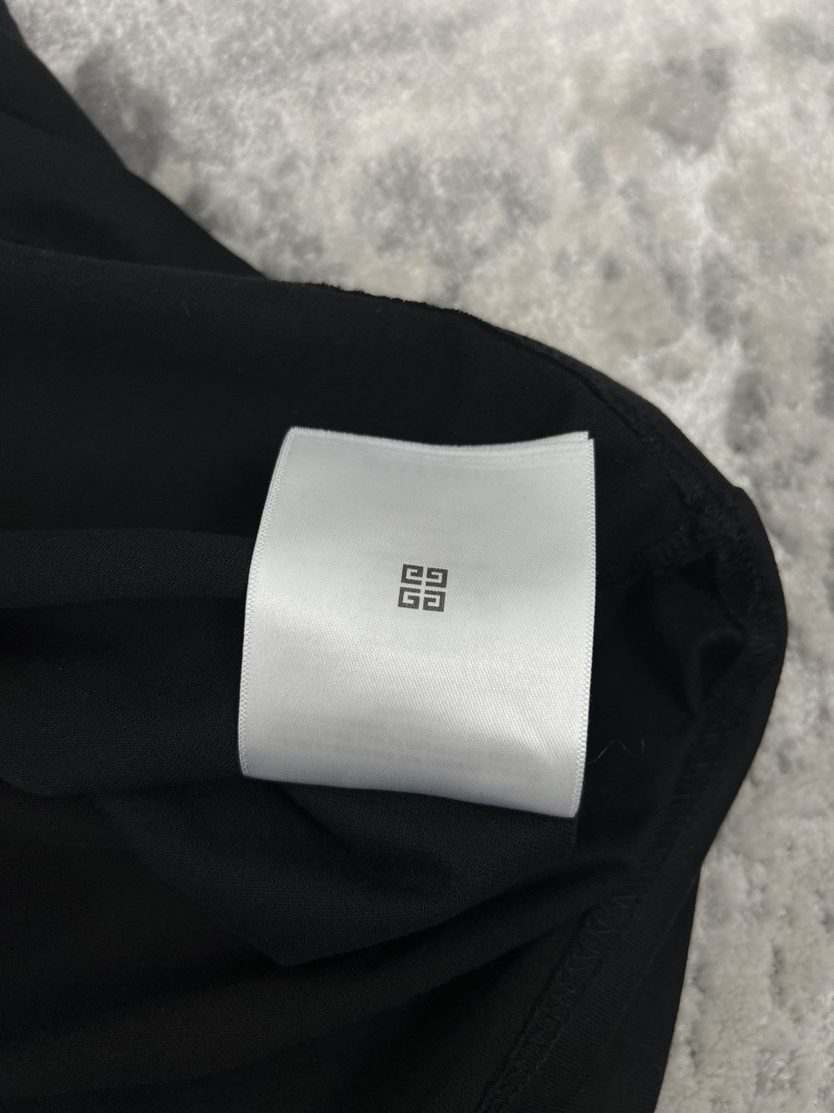 Givenchy Givenchy logo t shirt Size US M / EU 48-50 / 2 - 4 Thumbnail