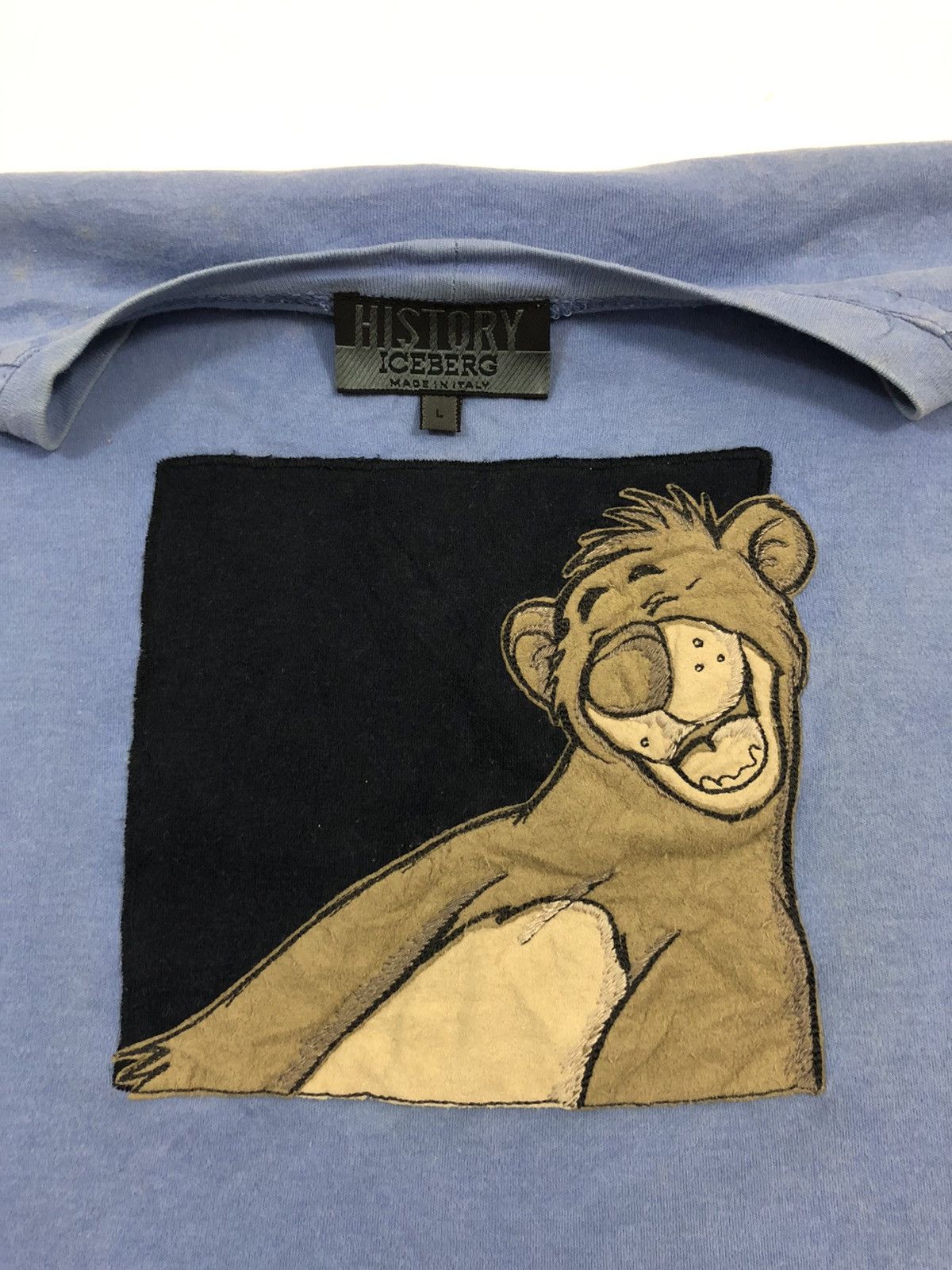 Disney 90s History Iceberg 🇮🇹 Disney Anime Bear O/S Shirt Size US L / EU 52-54 / 3 - 1 Thumbnail
