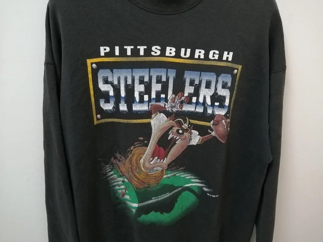 Vintage Vintage TAZZMANIA 90s Warner Bros Sweatshirt Size US XL / EU 56 / 4 - 3 Thumbnail