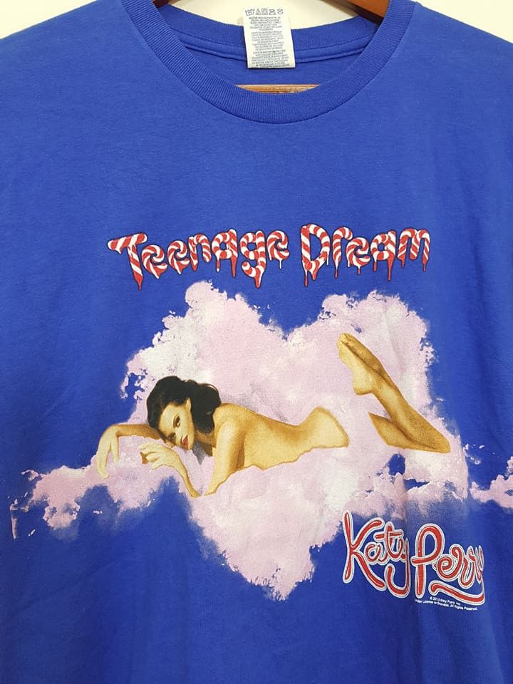 Band Tees Katy Perry Tour 2011 Copyrighted Concert Shirt Size S NWOT Size US S / EU 44-46 / 1 - 2 Thumbnail