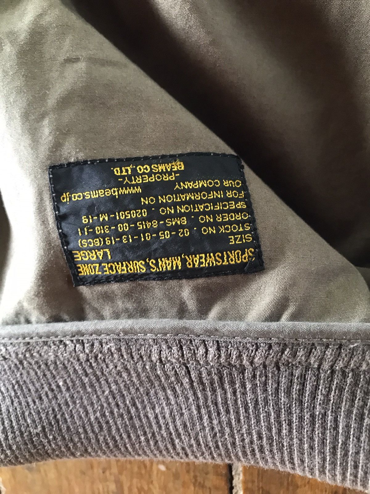 Beams Plus × Vintage Tanker Jacket Design Military Multiple Pocket Size US L / EU 52-54 / 3 - 4 Thumbnail