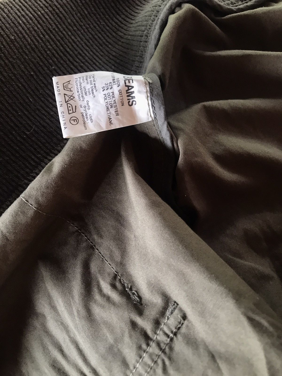 Beams Plus × Vintage Tanker Jacket Design Military Multiple Pocket Size US L / EU 52-54 / 3 - 5 Thumbnail