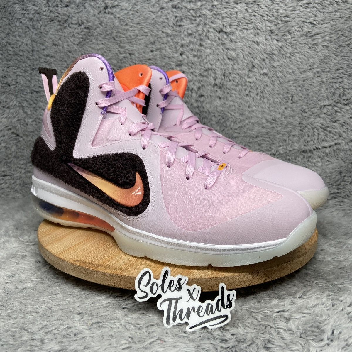 Nike Nike Lebron 9 IX Regal Pink Velvet Brown Men Size 12 Size US 12 / EU 45 - 3 Thumbnail