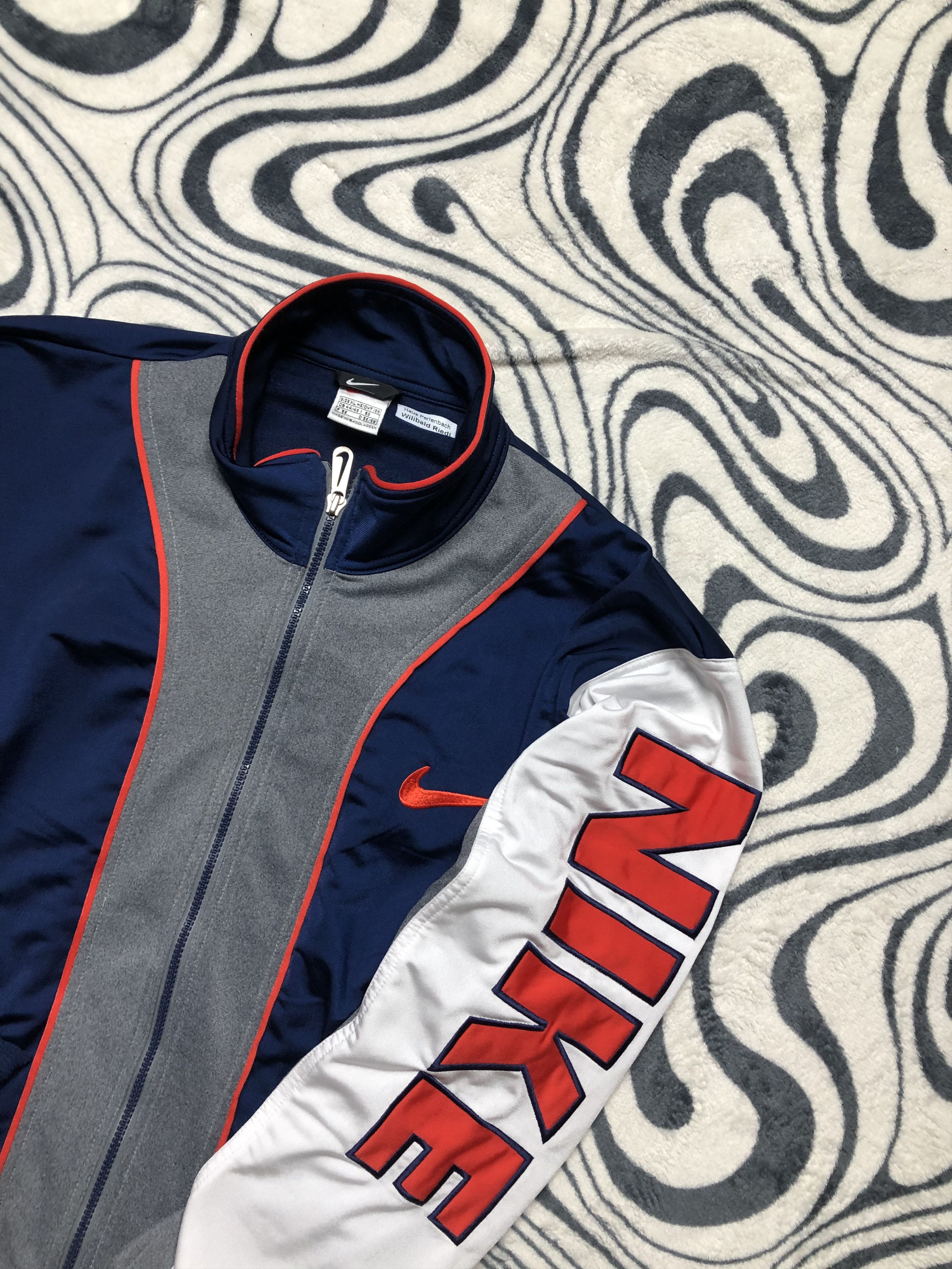 Nike Nike Vintage Mens Track Top Jacket Size US XL / EU 56 / 4 - 2 Thumbnail