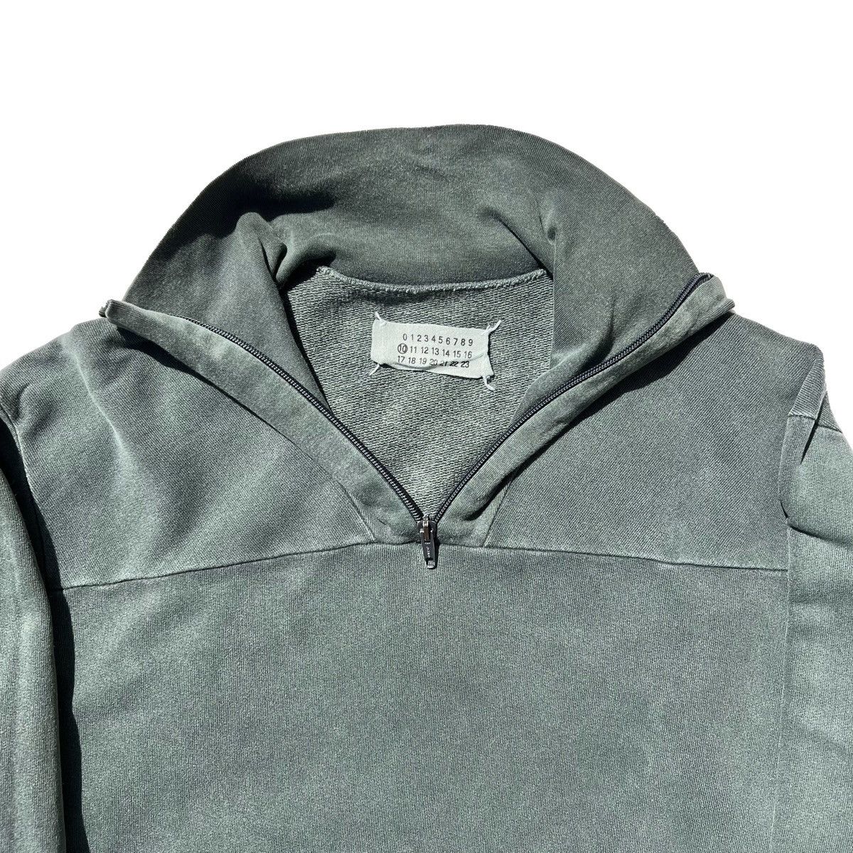 Maison Margiela Maison Margiela Miss Deanna garment dye half zip Sweater Size US L / EU 52-54 / 3 - 3 Thumbnail