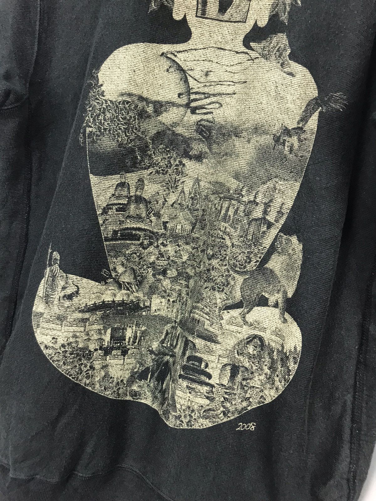 Japanese Brand Reversal printed distressed hoodie pullover Size US M / EU 48-50 / 2 - 7 Thumbnail