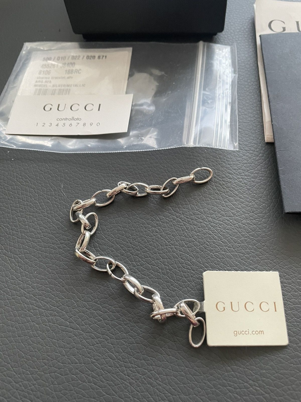 Gucci Rare Super Runway LimitedEdition Minimalist Silver Bracelet Size ONE SIZE - 3 Thumbnail