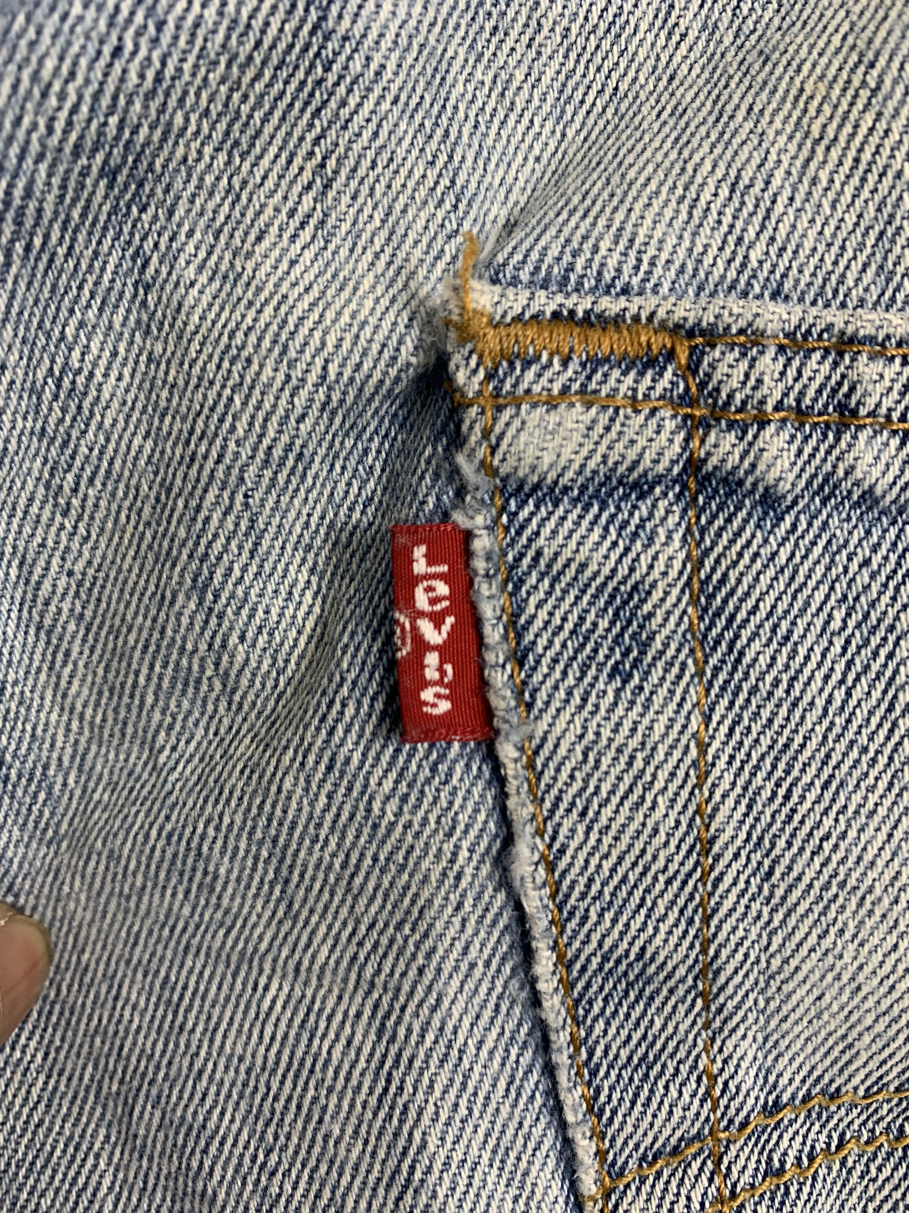 Levi's Vintage LEVI'S 501 Distressed Faded Light Wash Jeans Size US 32 / EU 48 - 8 Thumbnail
