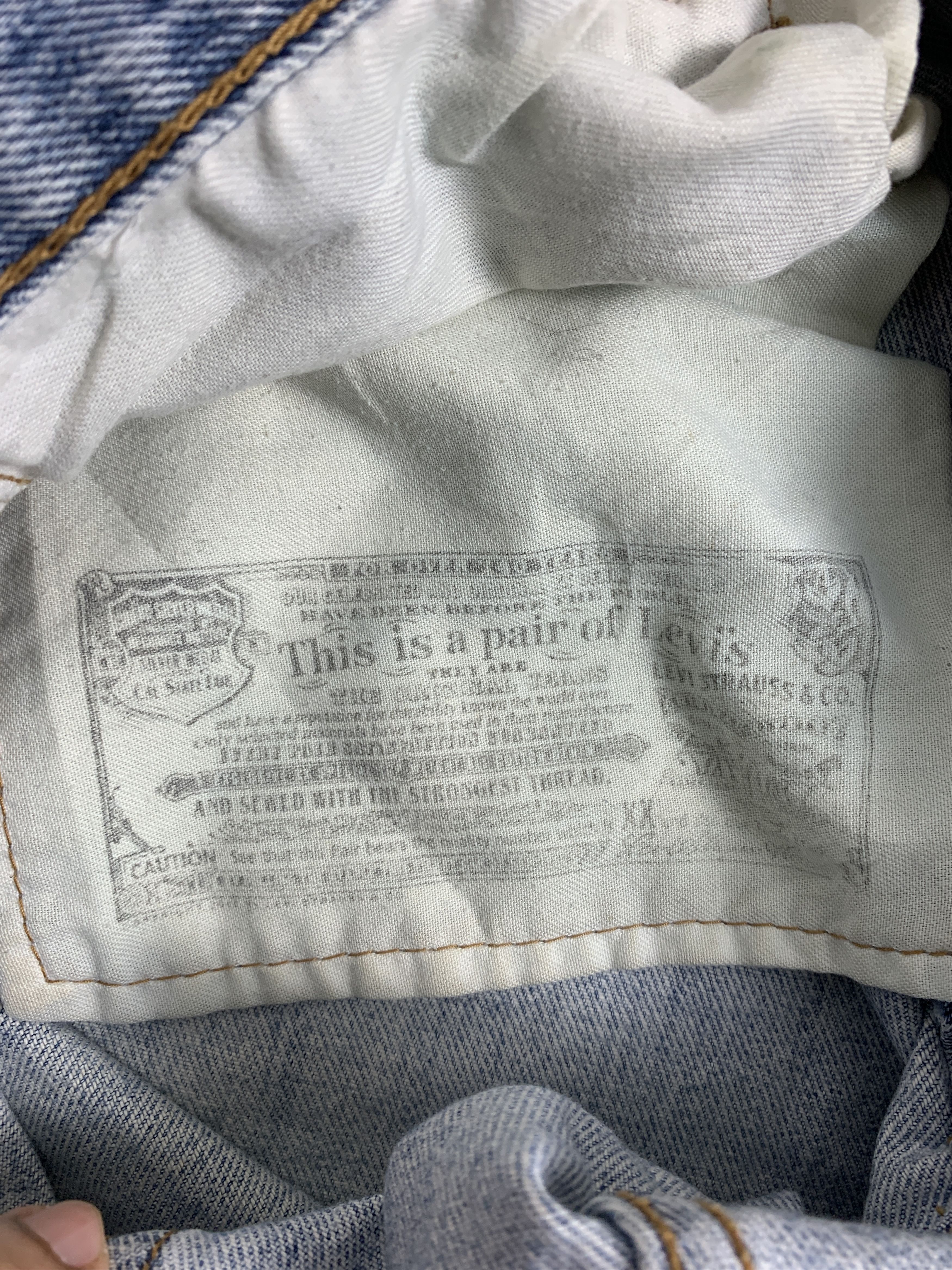 Levi's Vintage LEVI'S 501 Distressed Faded Light Wash Jeans Size US 32 / EU 48 - 10 Thumbnail