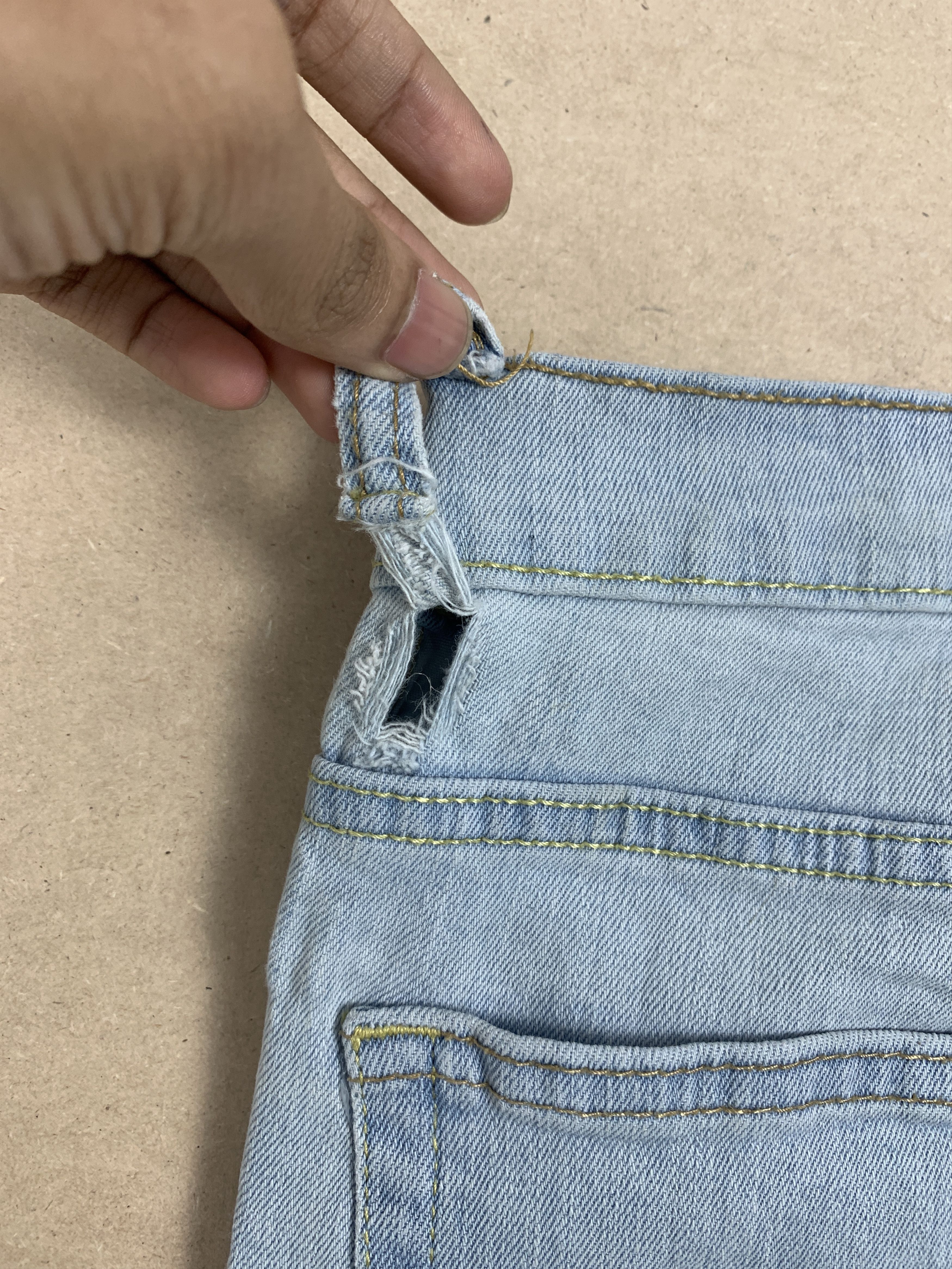 Levi's Vintage LEVI'S 502 Regular Taper Light Wash Blue Jeans P0160 Size 24" / US 00 / IT 34 - 11 Thumbnail