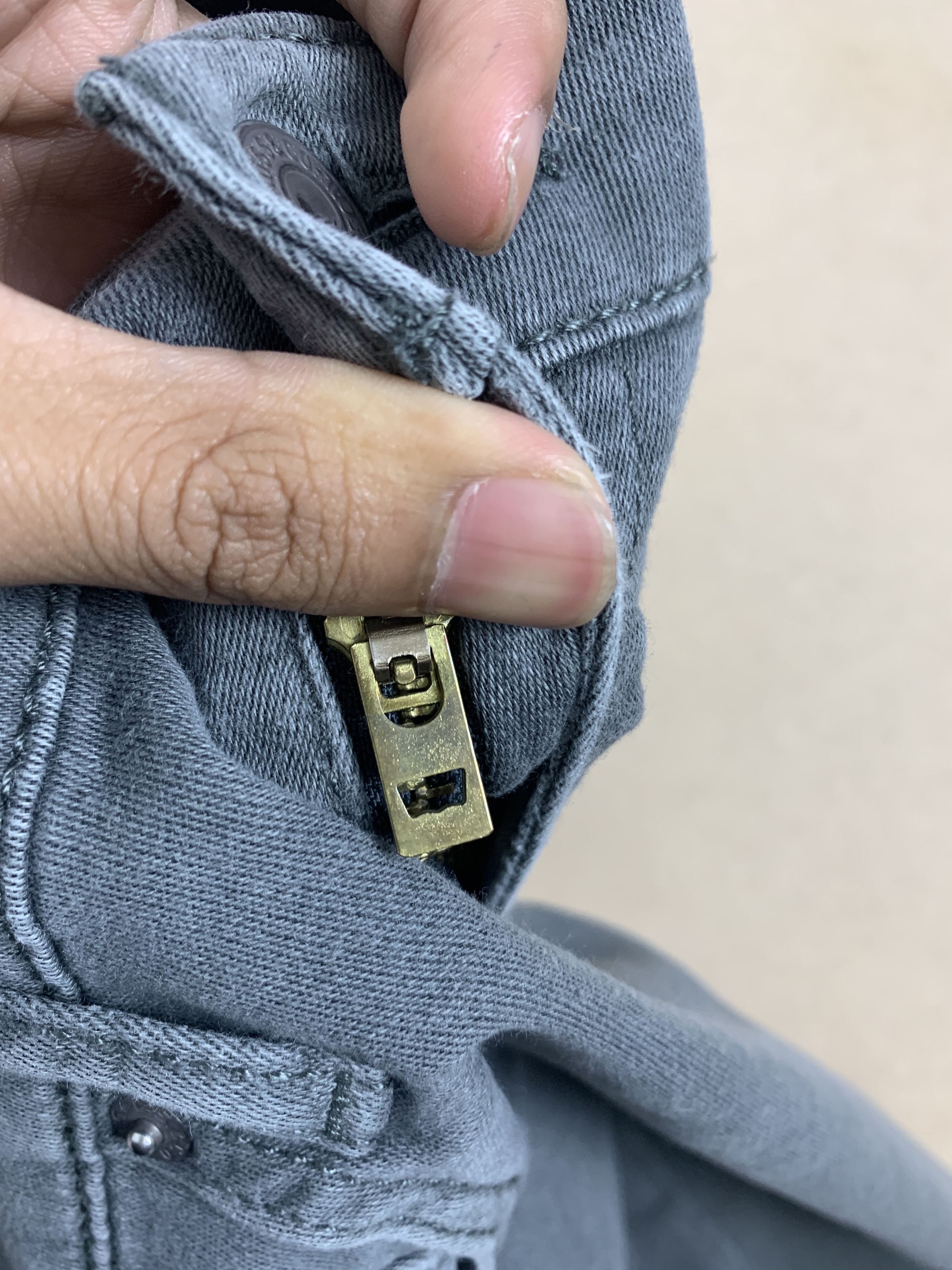 Levi's × Vintage Vintage LEVI'S 513 Straight Cut Light Wash Black Faded Jeans Size US 36 / EU 52 - 20 Thumbnail