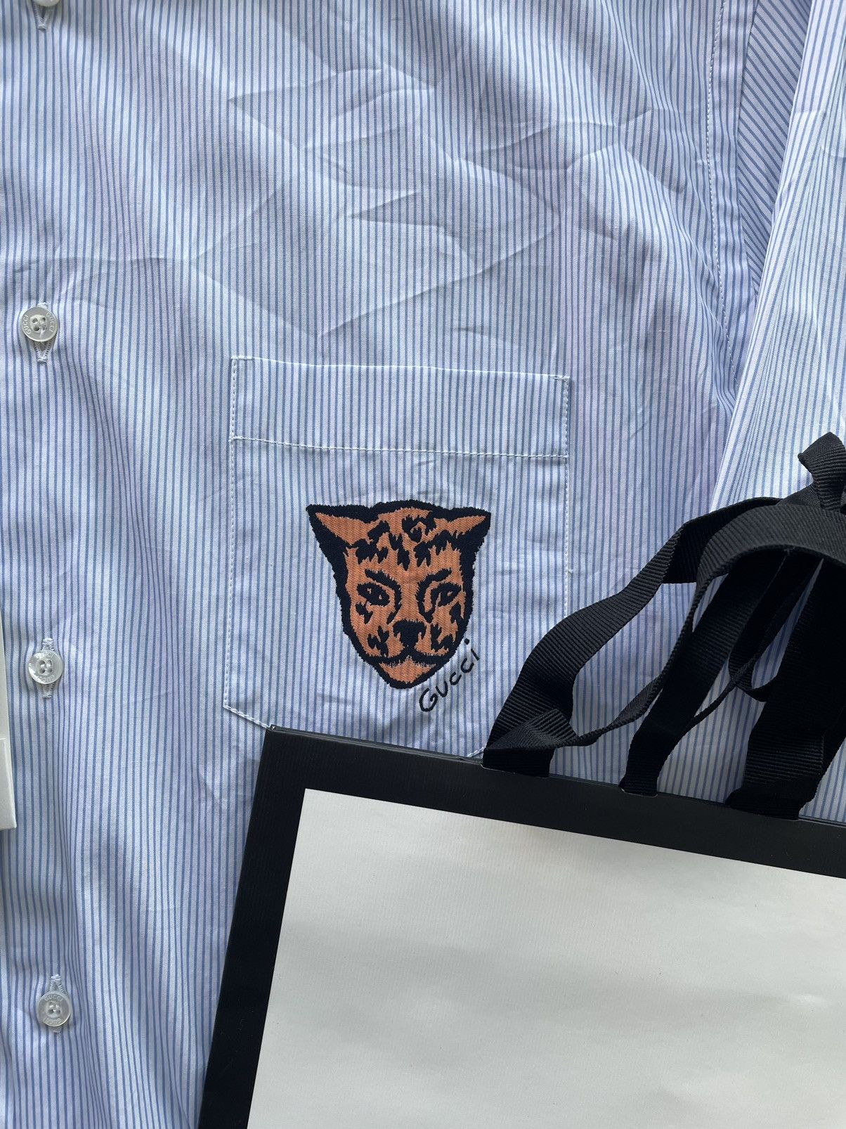 Gucci Brand New Rare Super Runway Iconic Tiger Gucci Logo Shirt Size US XL / EU 56 / 4 - 24 Thumbnail