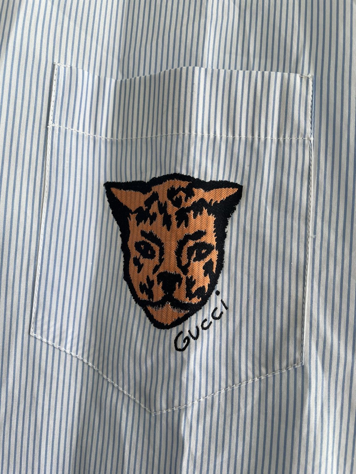 Gucci Brand New Rare Super Runway Iconic Tiger Gucci Logo Shirt Size US XL / EU 56 / 4 - 20 Thumbnail