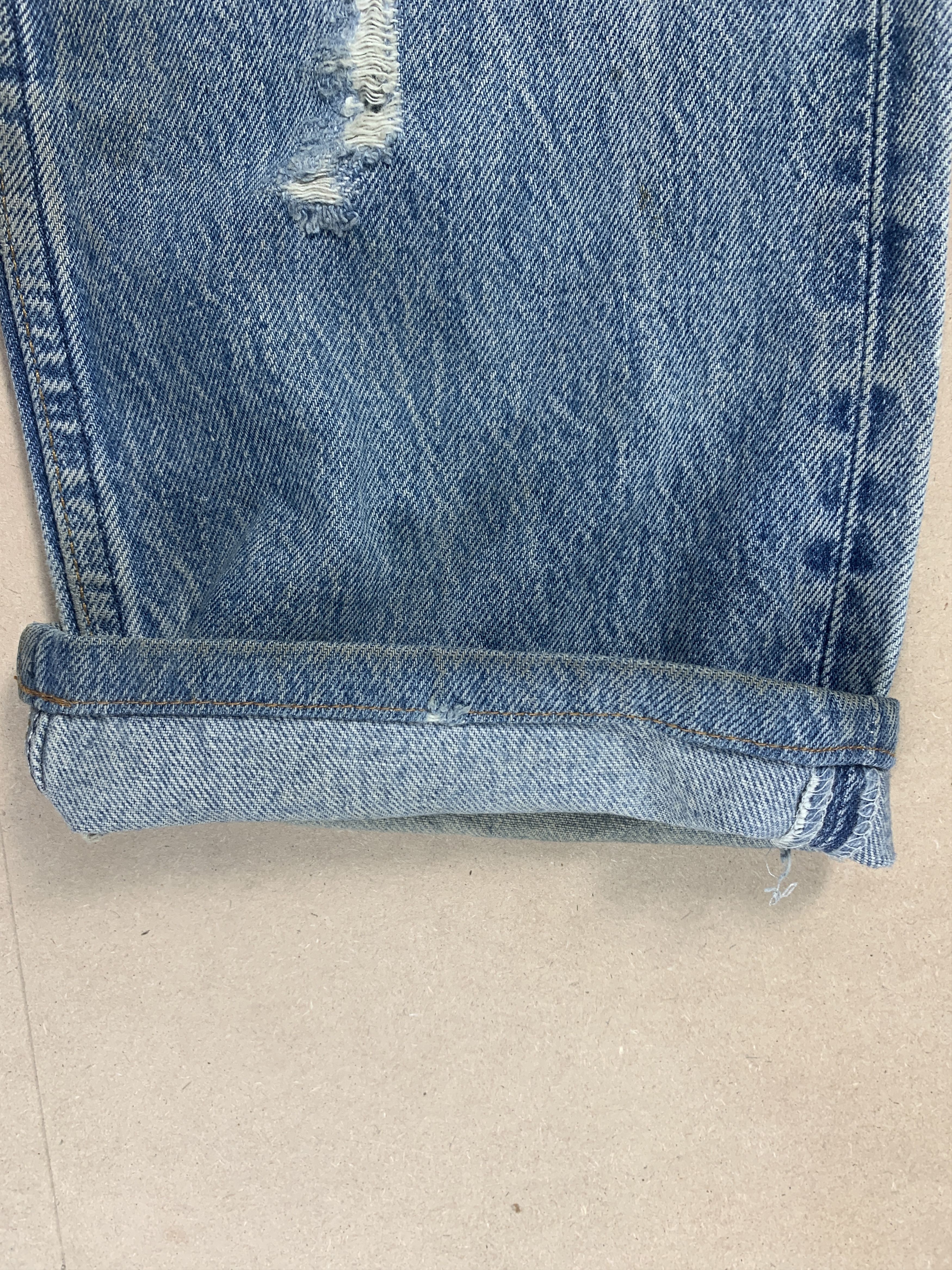 Levi's Vintage Levi's 501 Distressed Faded Mid Wash Jeans P0072 Size US 31 - 5 Thumbnail