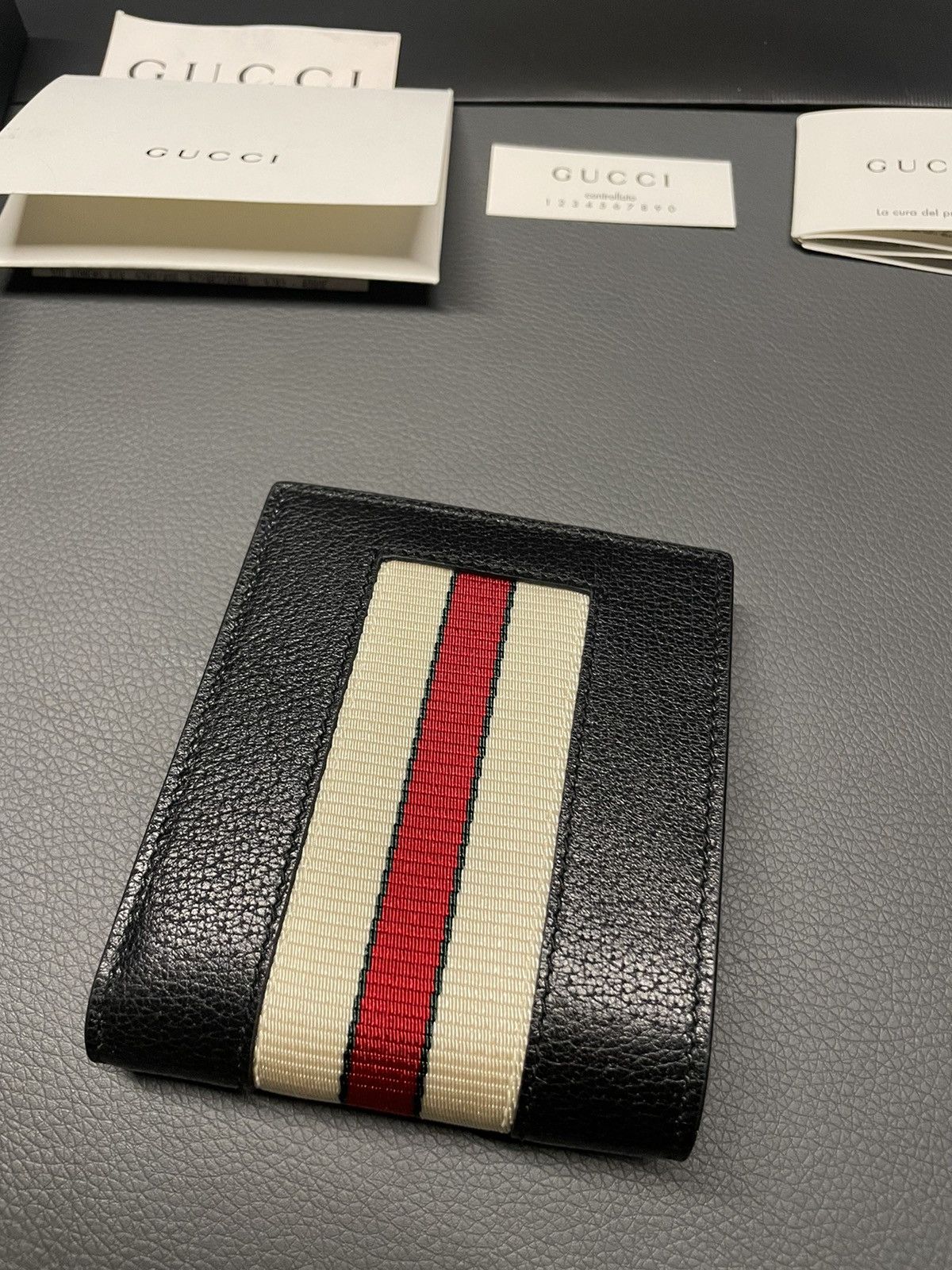 Gucci Rare Super Runway Limited Edition Gucci Logo Leather Wallet Size ONE SIZE - 18 Thumbnail