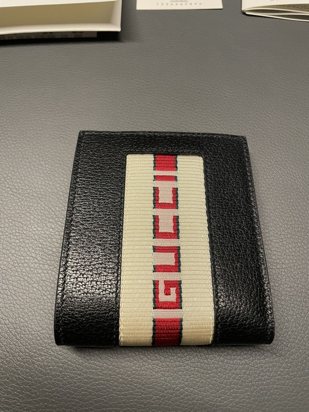 Gucci Rare Super Runway Limited Edition Gucci Logo Leather Wallet Size ONE SIZE - 20 Thumbnail