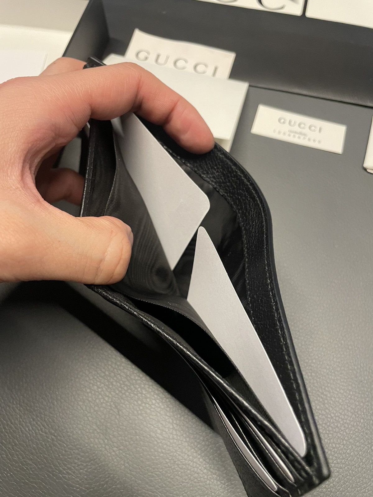 Gucci Rare Super Runway Limited Edition Gucci Logo Leather Wallet Size ONE SIZE - 12 Thumbnail
