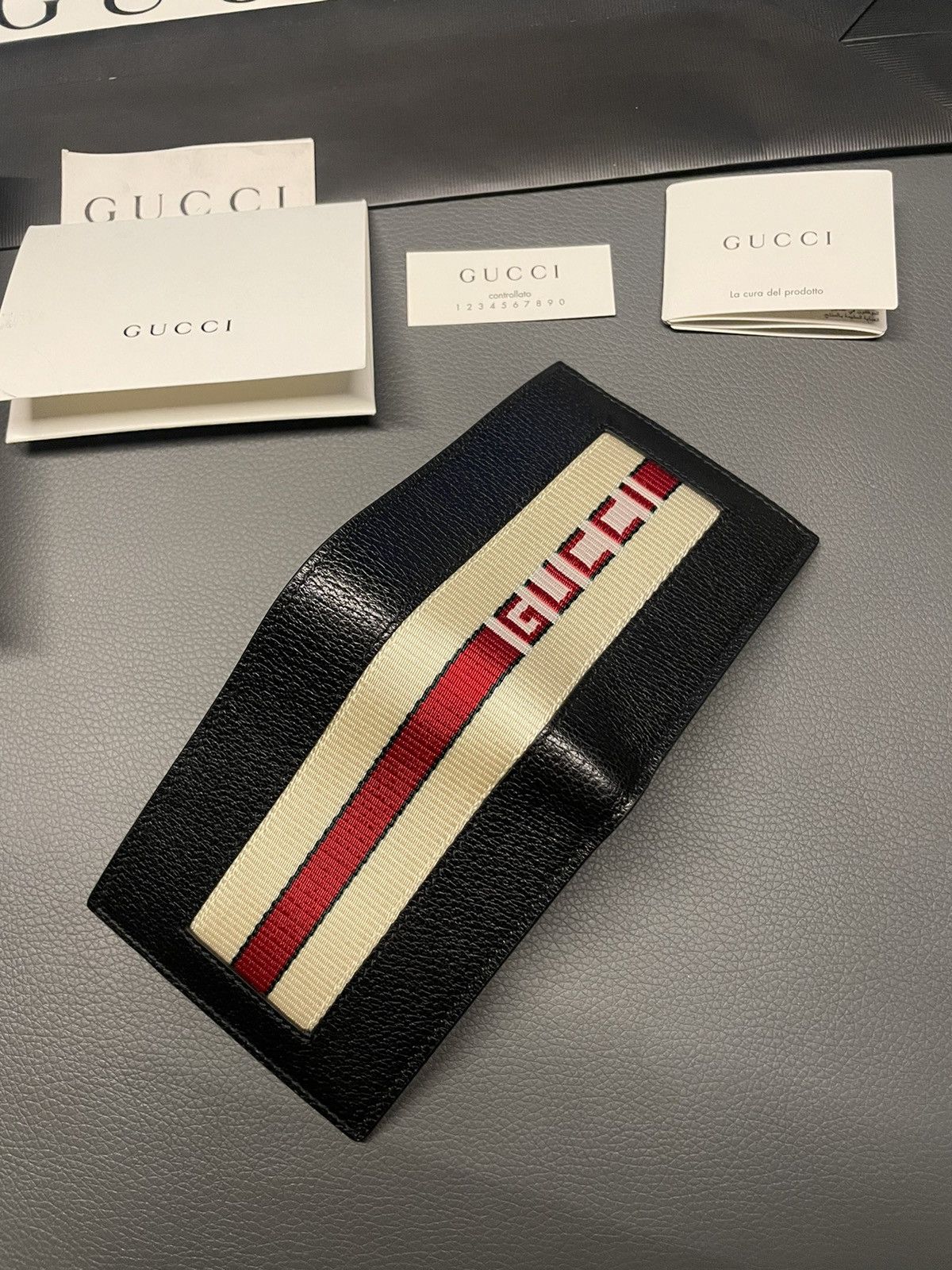 Gucci Rare Super Runway Limited Edition Gucci Logo Leather Wallet Size ONE SIZE - 14 Thumbnail