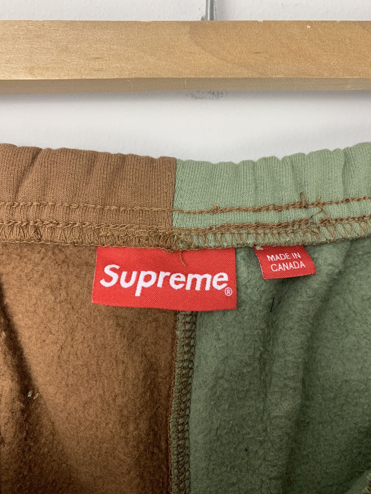Supreme 2020 Supreme Split Sweatpants Olive Brown Medium Size US 32 / EU 48 - 9 Thumbnail