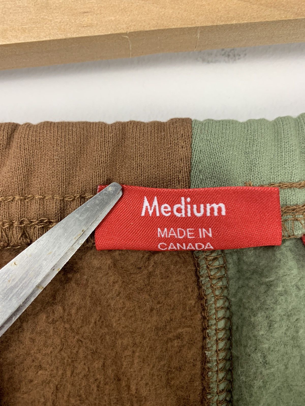Supreme 2020 Supreme Split Sweatpants Olive Brown Medium Size US 32 / EU 48 - 10 Thumbnail