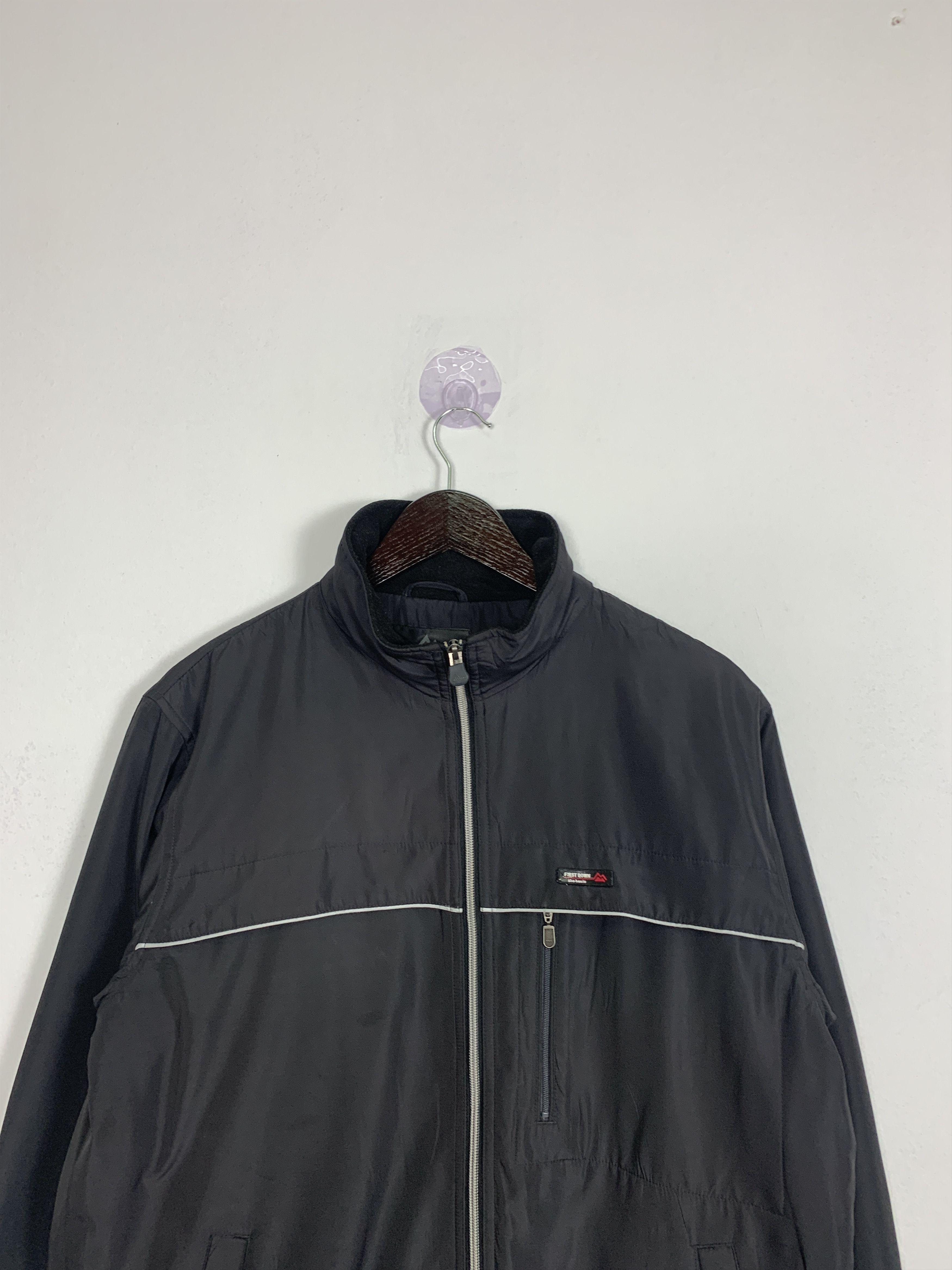 Japanese Brand Vintage First Down The Basic Quilted Lining Jacket J0865 Size US S / EU 44-46 / 1 - 10 Thumbnail