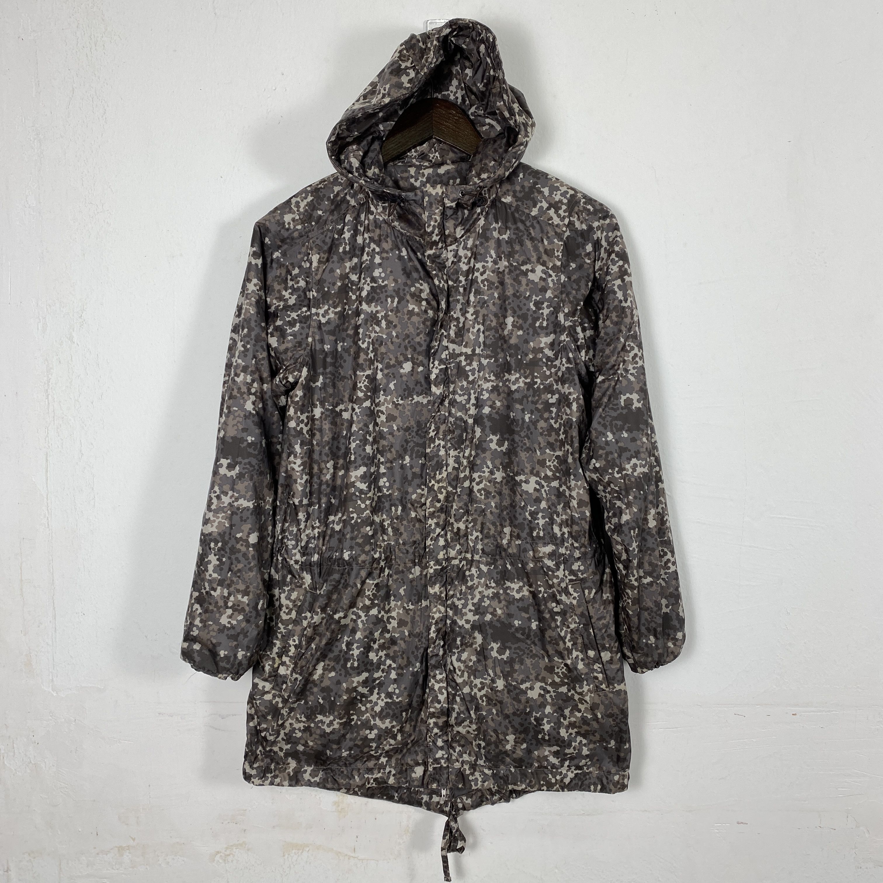 image of Vintage Danskin Camouflage Windbreaker Jacket, Men's (Size Small)