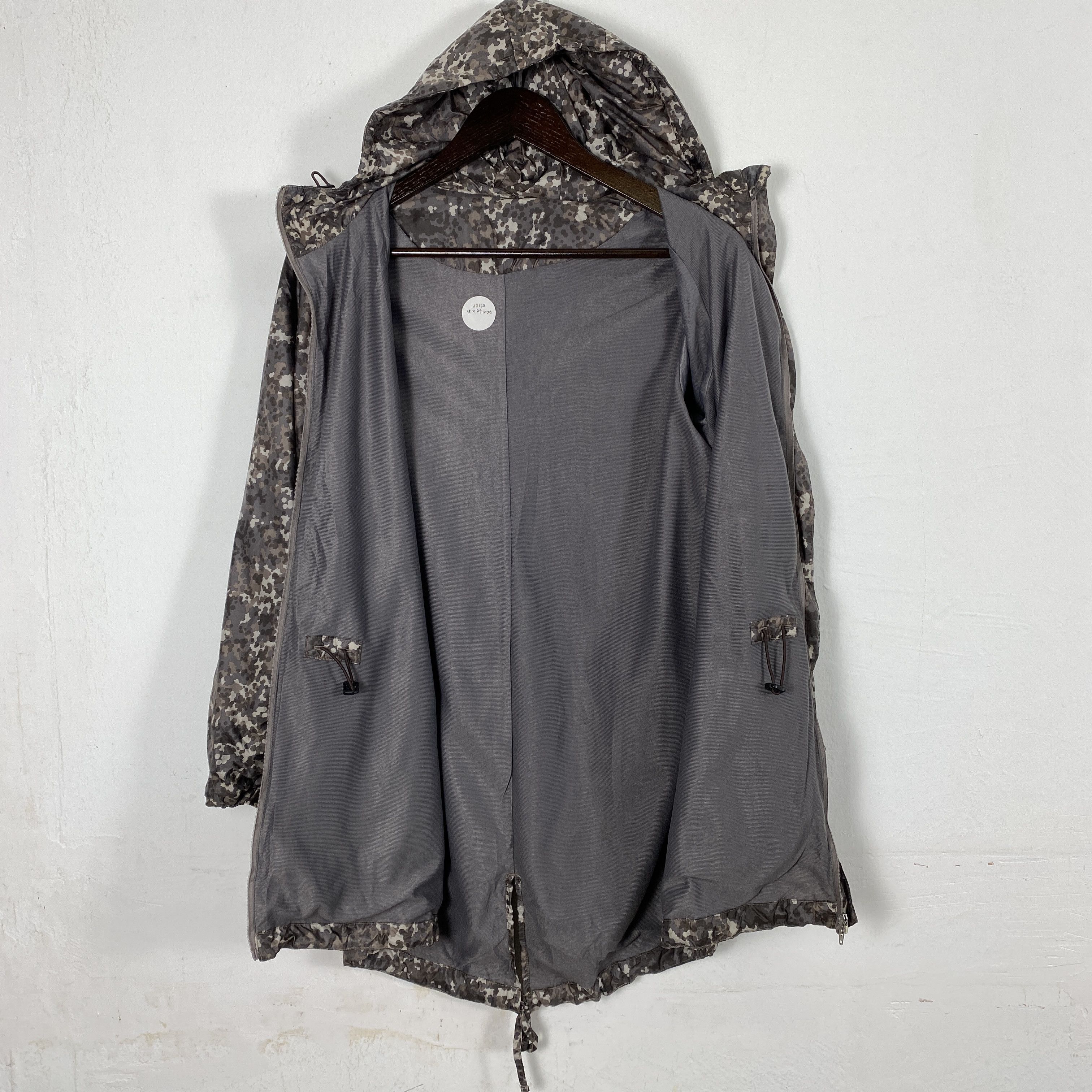 Vintage Vintage Danskin Camouflage Windbreaker Jacket J0138 Size US S / EU 44-46 / 1 - 10 Thumbnail