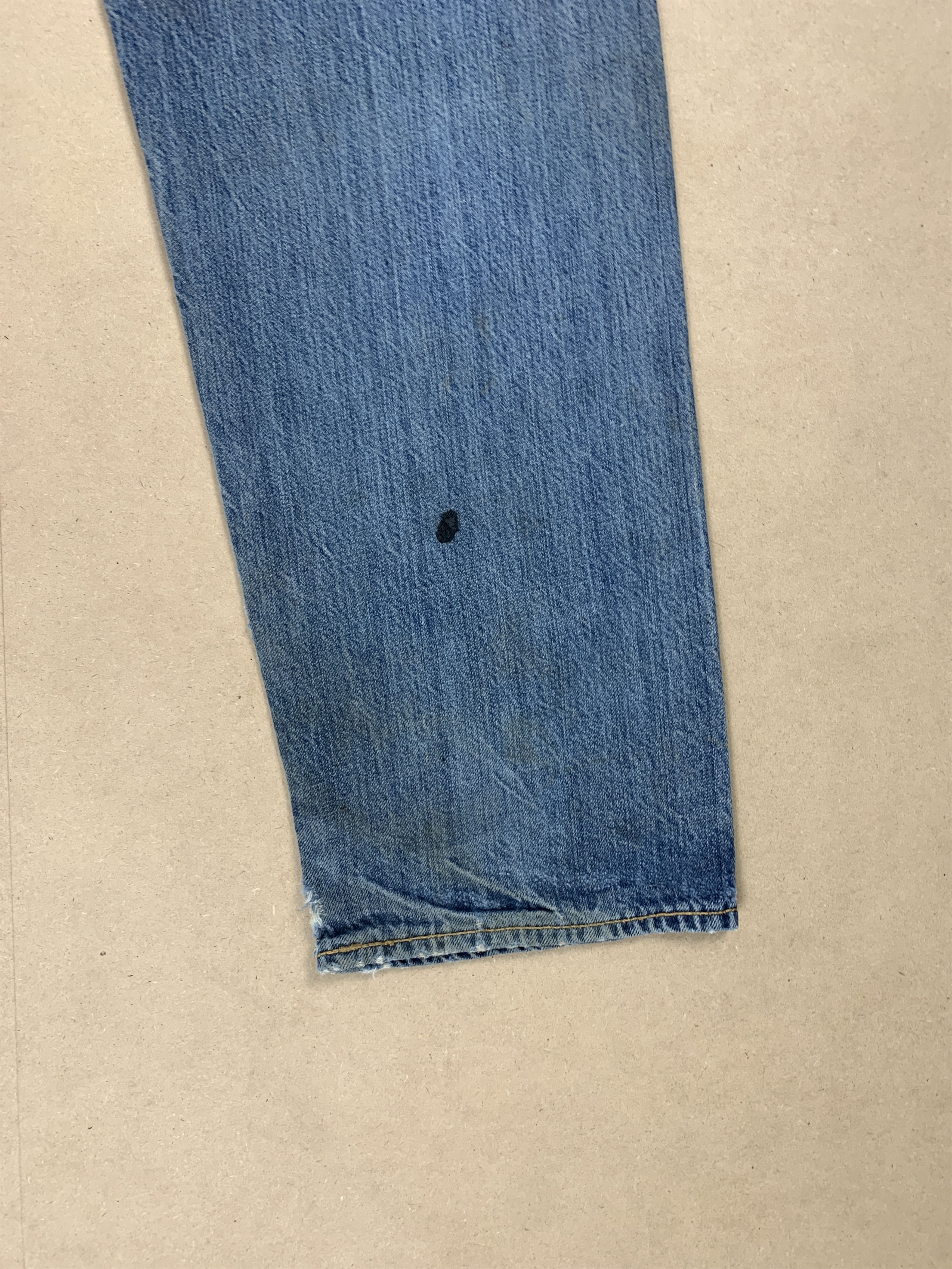 Levi's Vintage LEVI'S 562 Distressed Faded Loose Straight Jeans Size US 32 / EU 48 - 9 Thumbnail