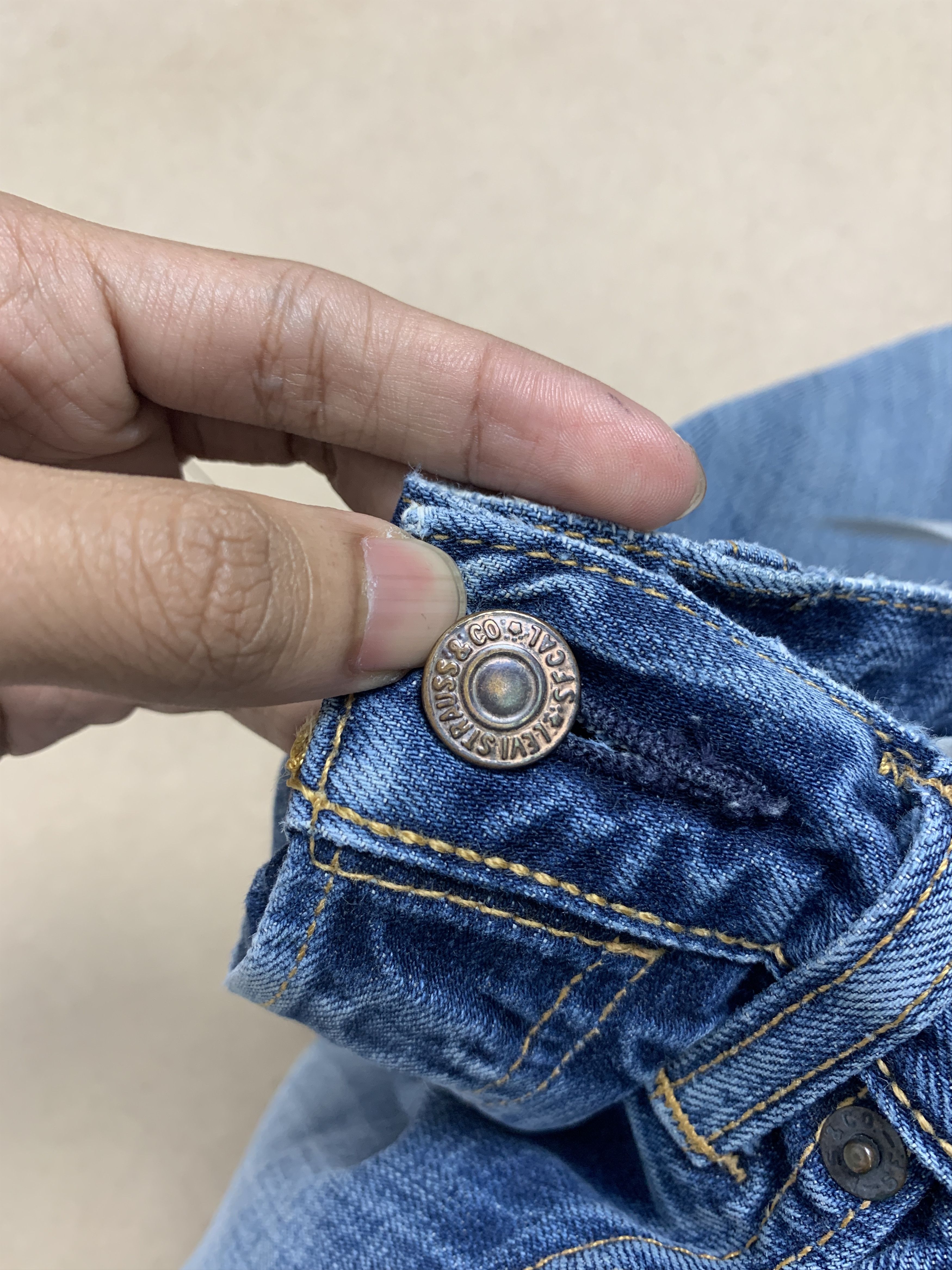 Levi's Vintage LEVI'S 562 Distressed Faded Loose Straight Jeans Size US 32 / EU 48 - 22 Thumbnail